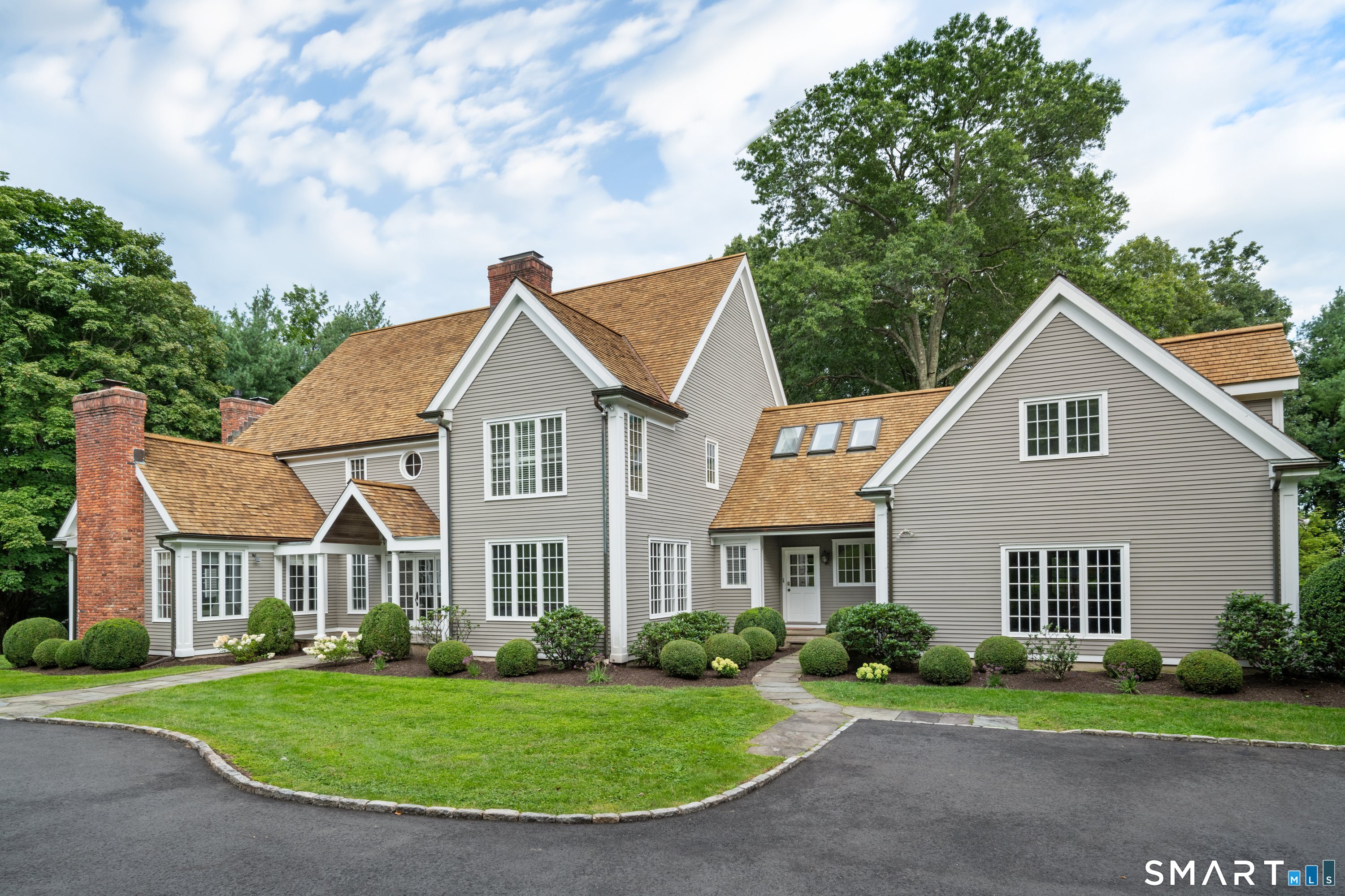 30 Soundview Farm Road Property Photo 1