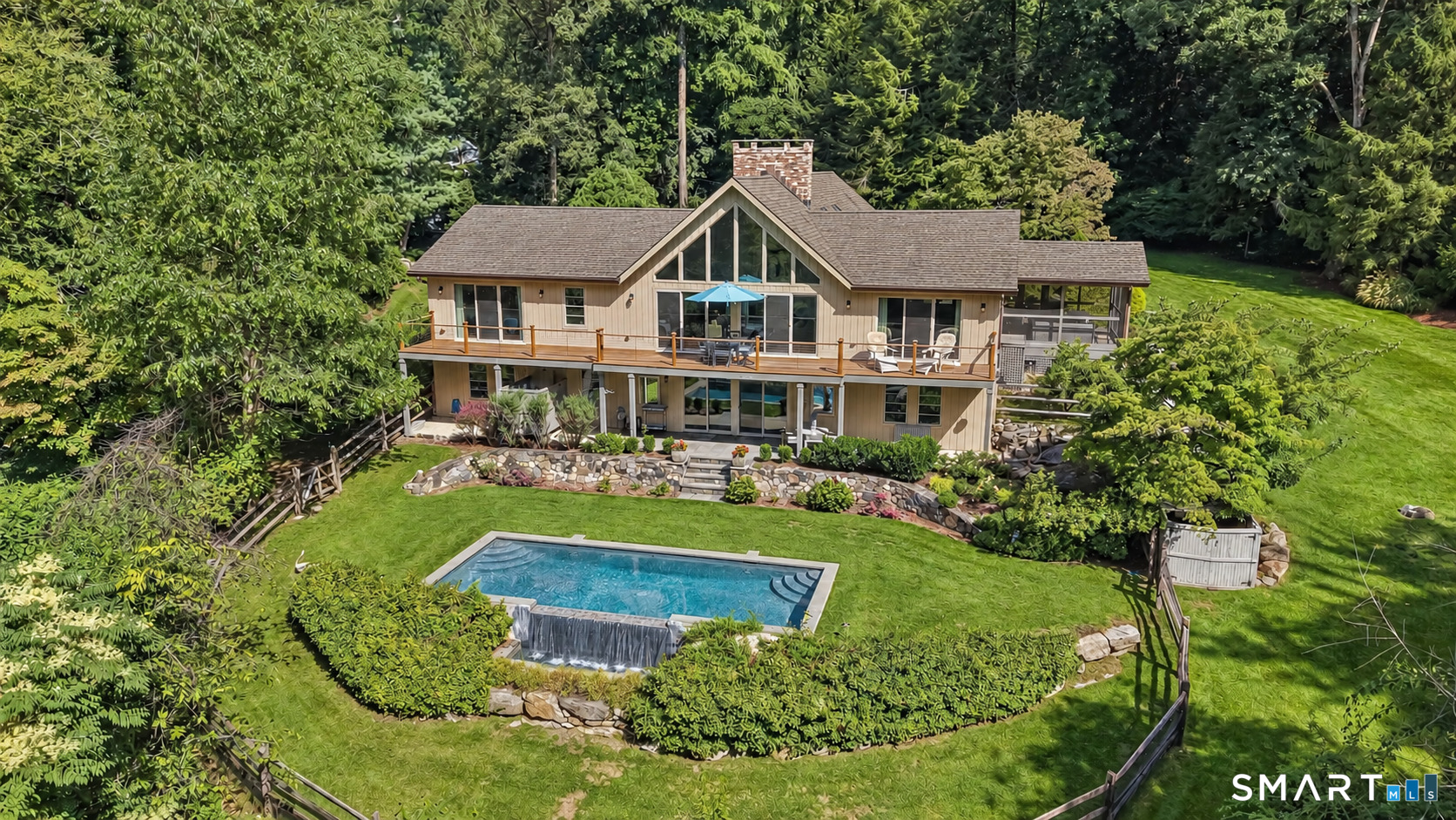 250 Dans Highway Property Photo 1