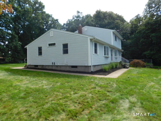 12 Rozum Circle Property Photo 4