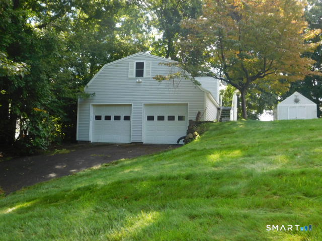 12 Rozum Circle Property Photo 6