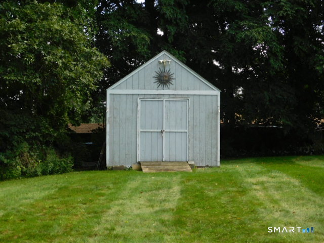 12 Rozum Circle Property Photo 7