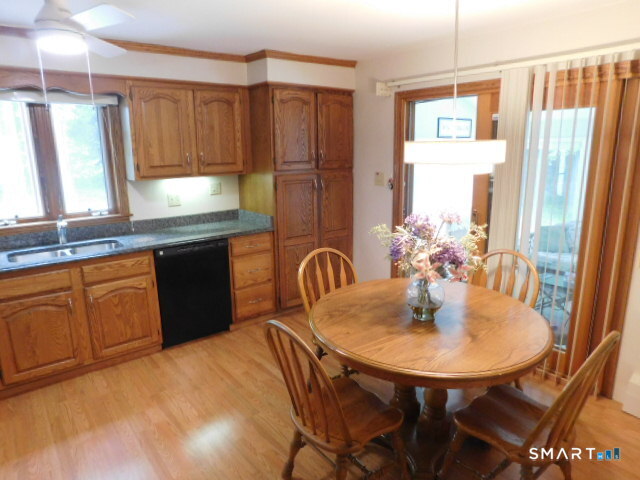 12 Rozum Circle Property Photo 10