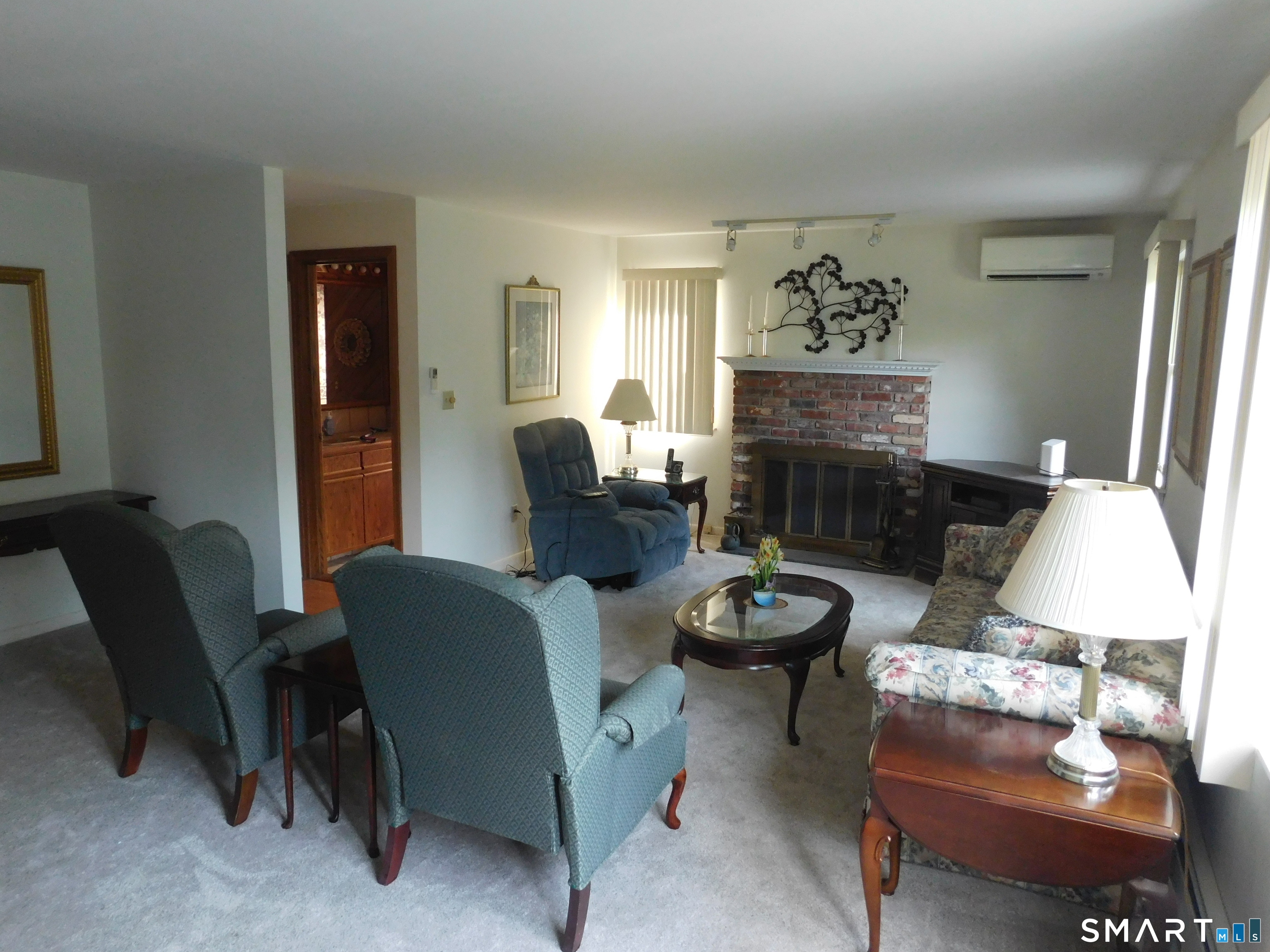 12 Rozum Circle Property Photo 14