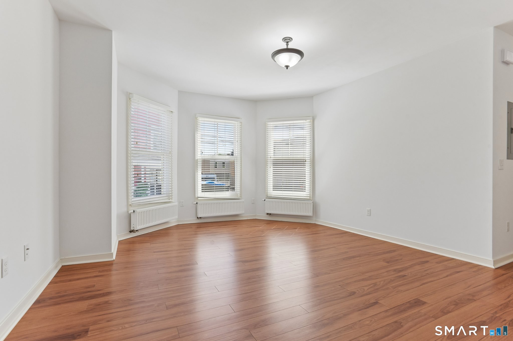 2 Coit 2 Street Property Photo 3