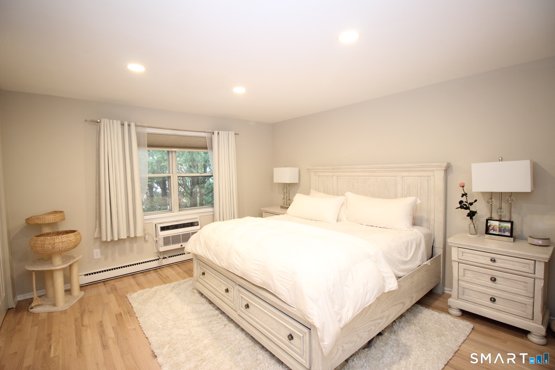 30 Maple Tree I Avenue Property Photo 10