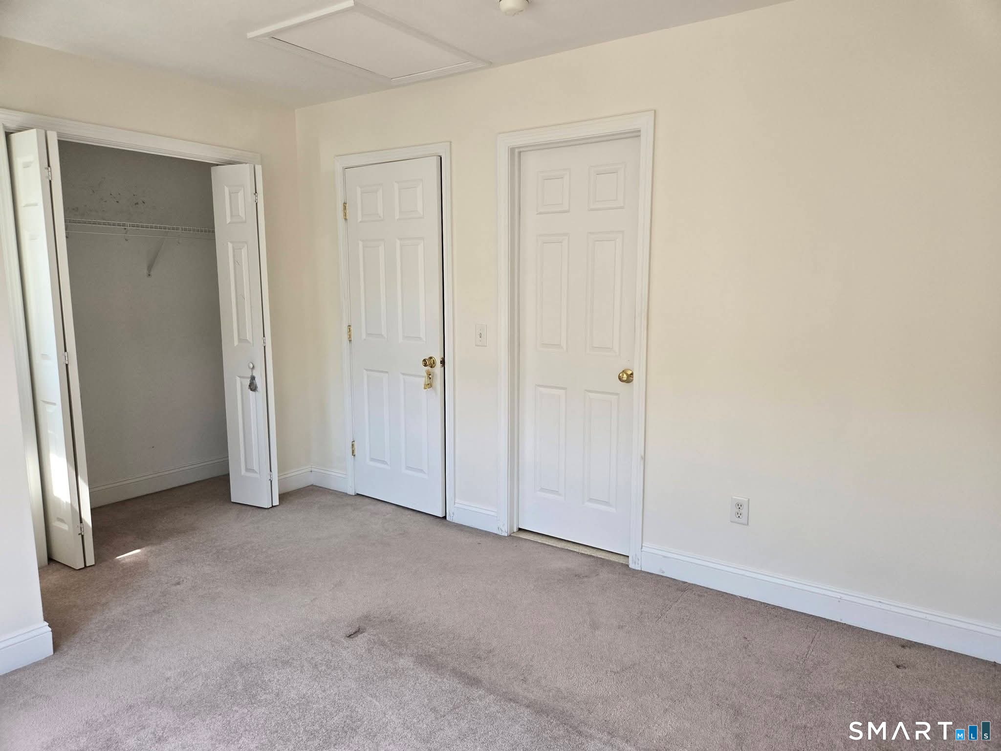 527 Thames West 61 Street Property Photo 15