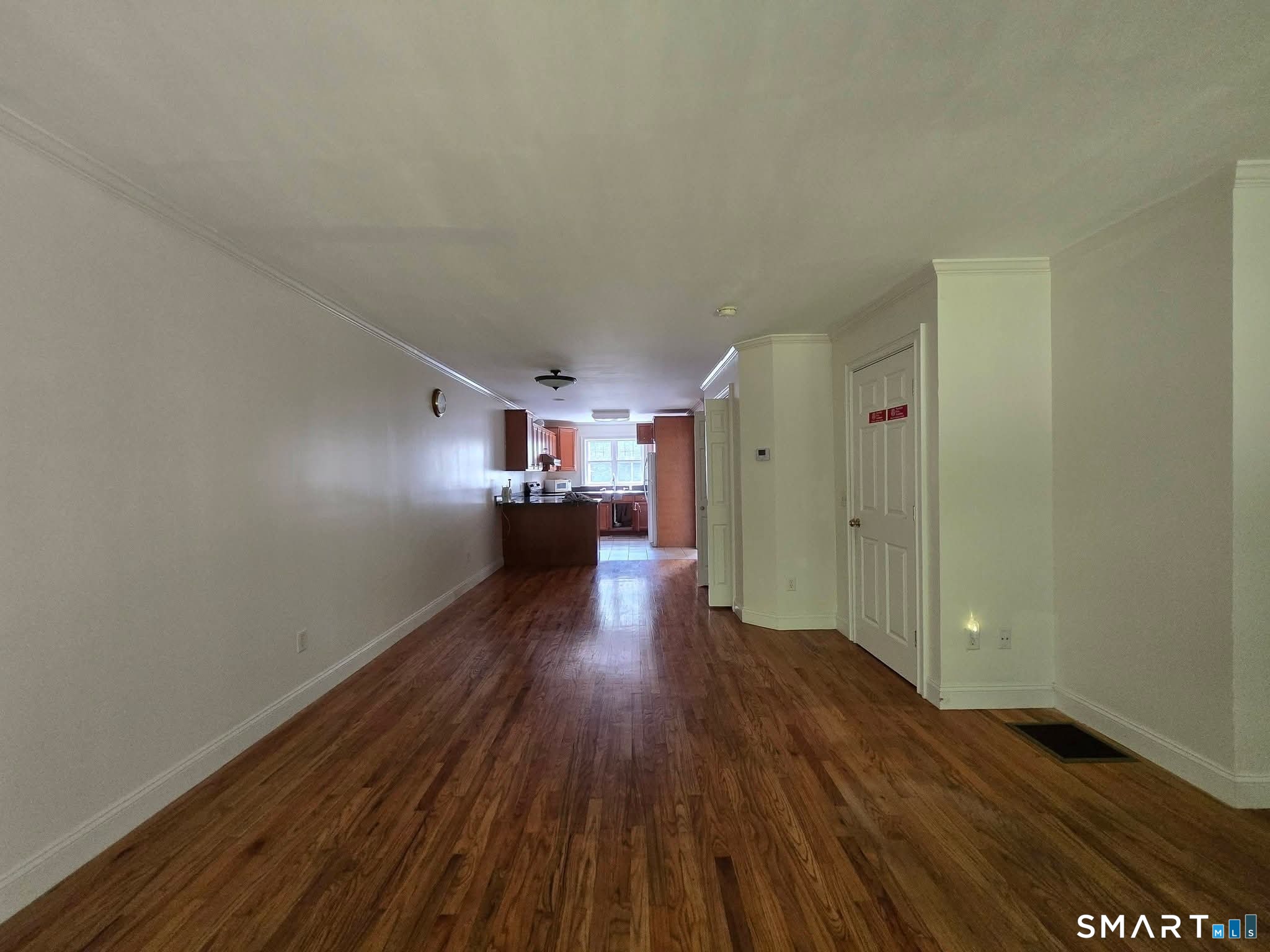 527 Thames West 61 Street Property Photo 28