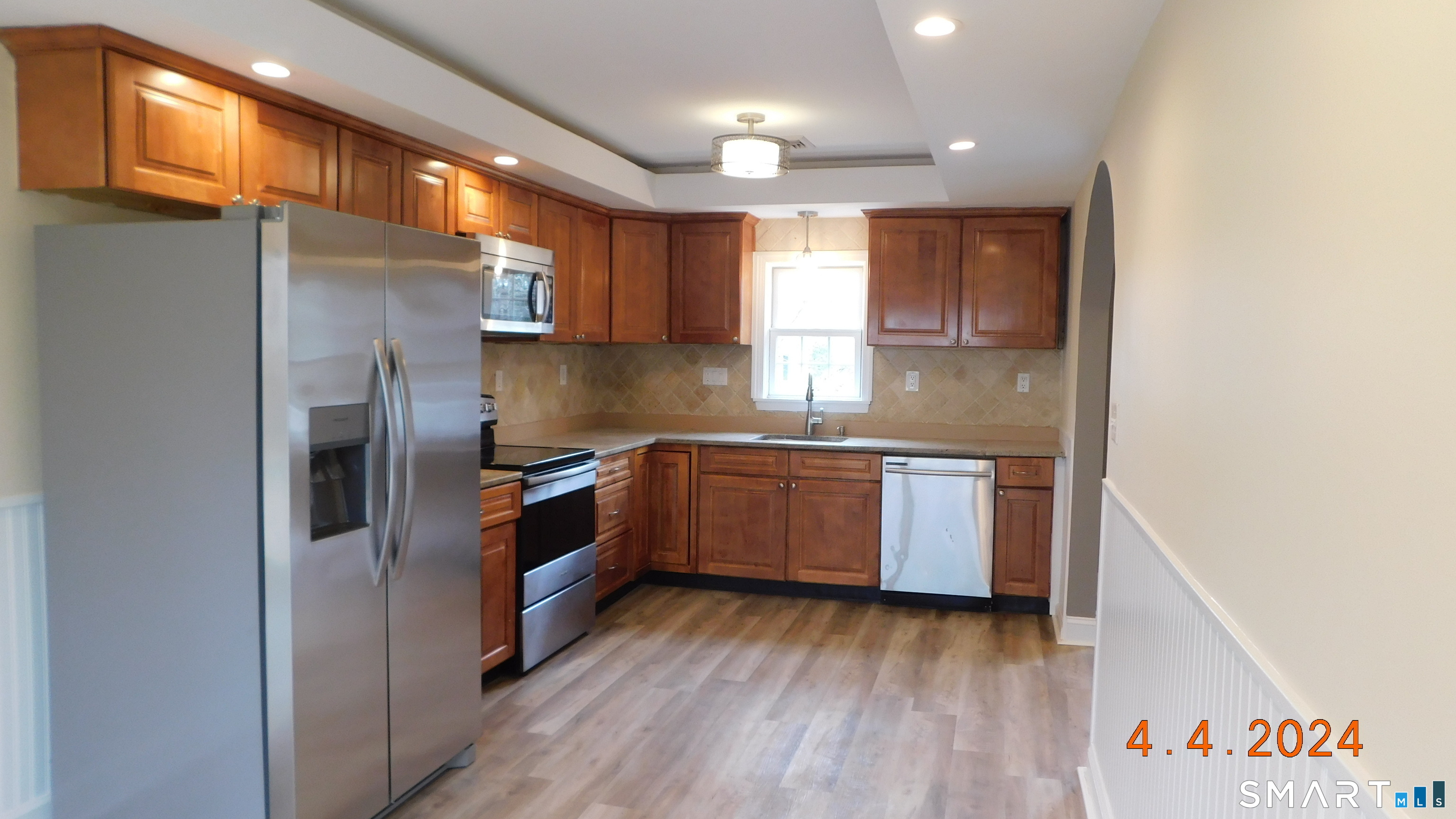 24204822 Property Photo 5