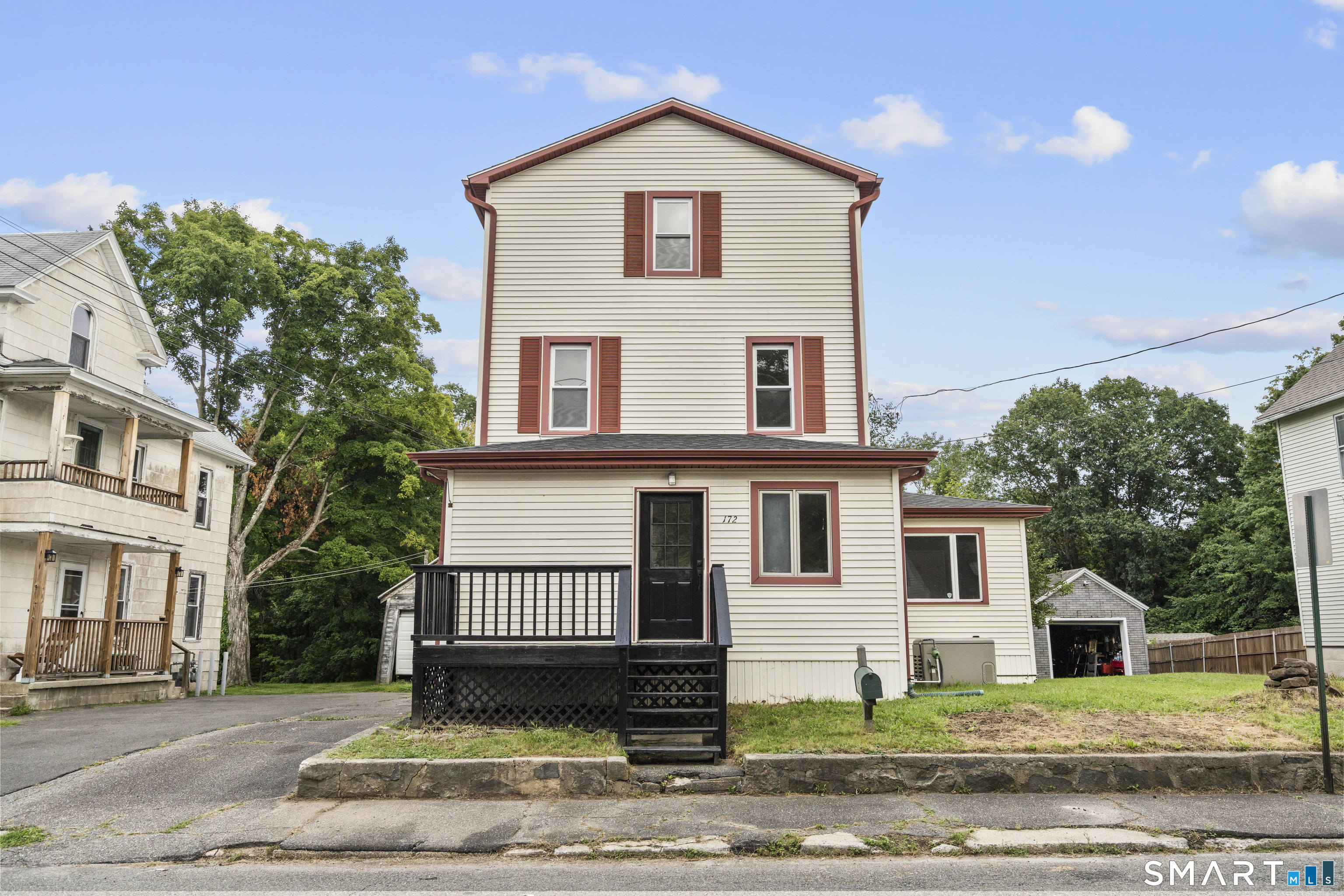 172 Red Mountain Avenue Property Photo 1