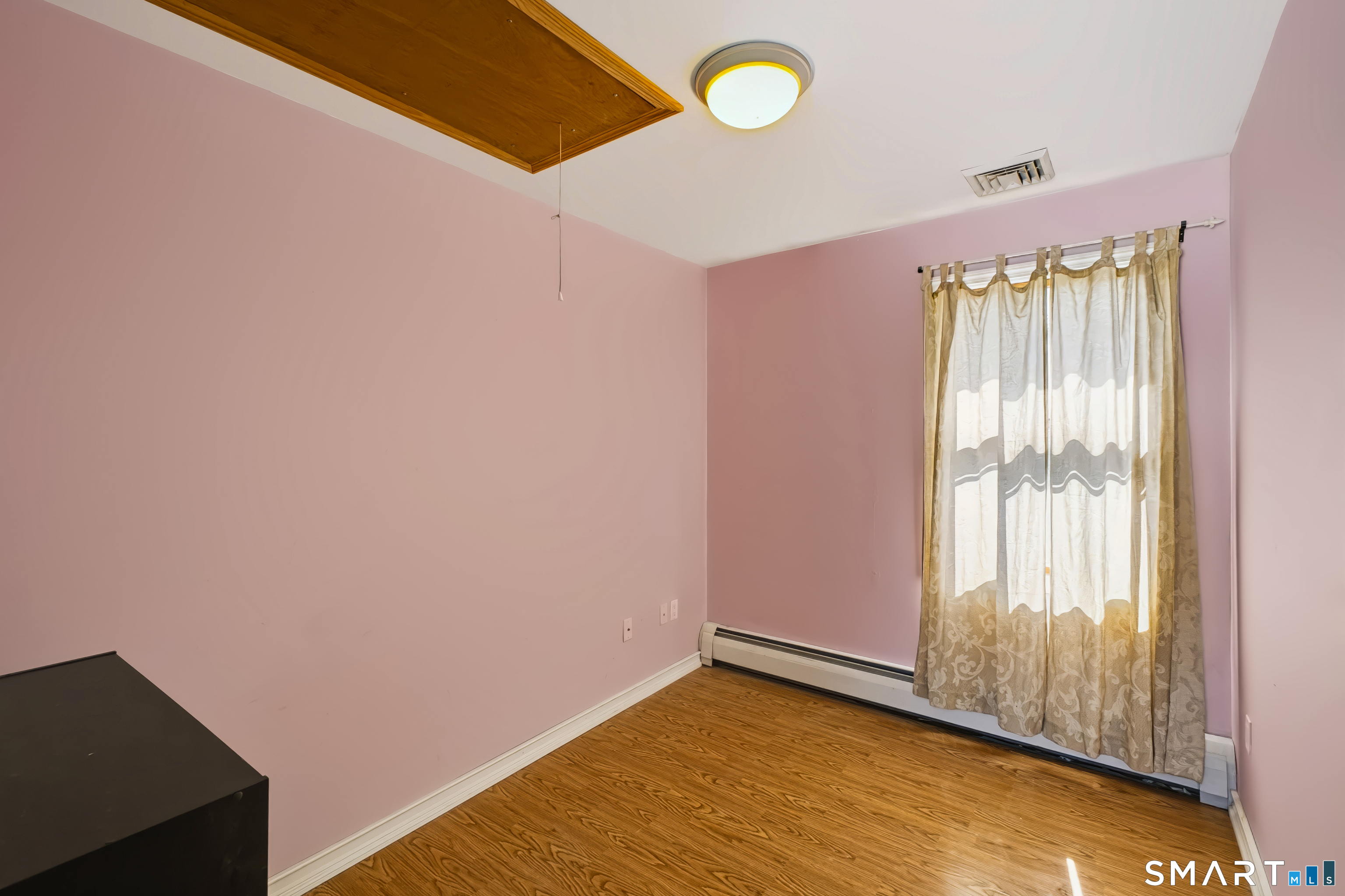 1058 East Broadway Avenue Property Photo 23