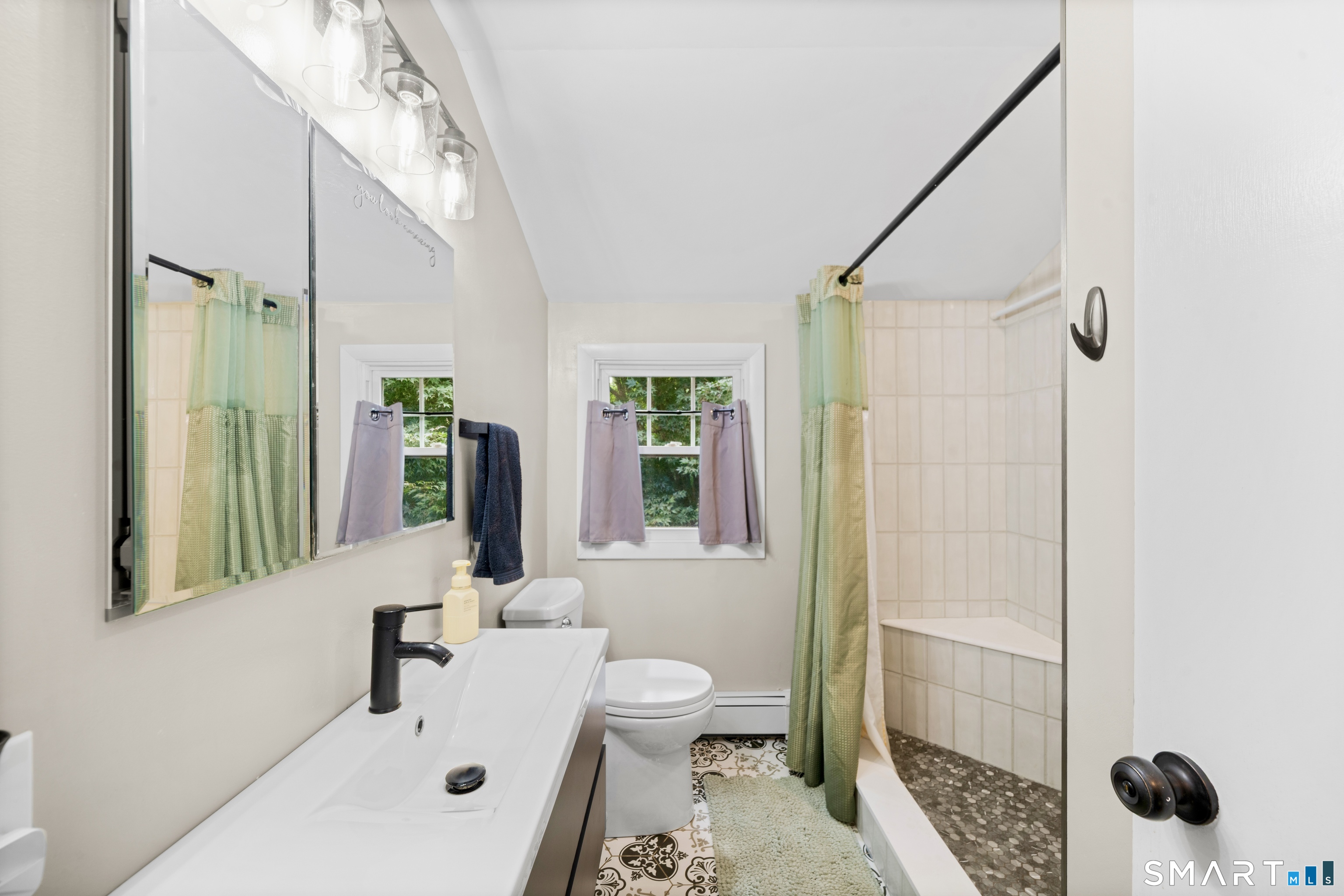 42 Oakwood Street Property Photo 23