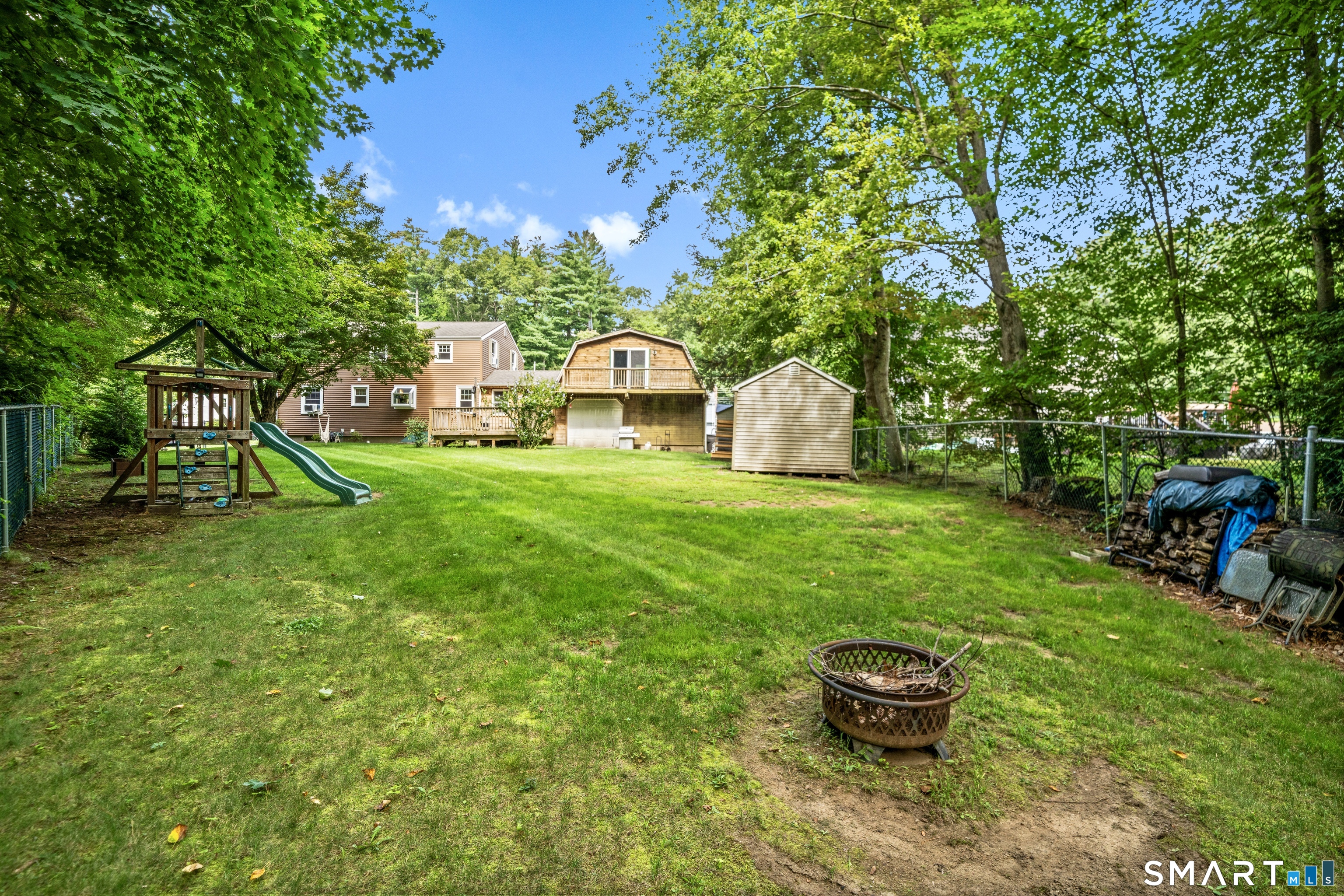 42 Oakwood Street Property Photo 32