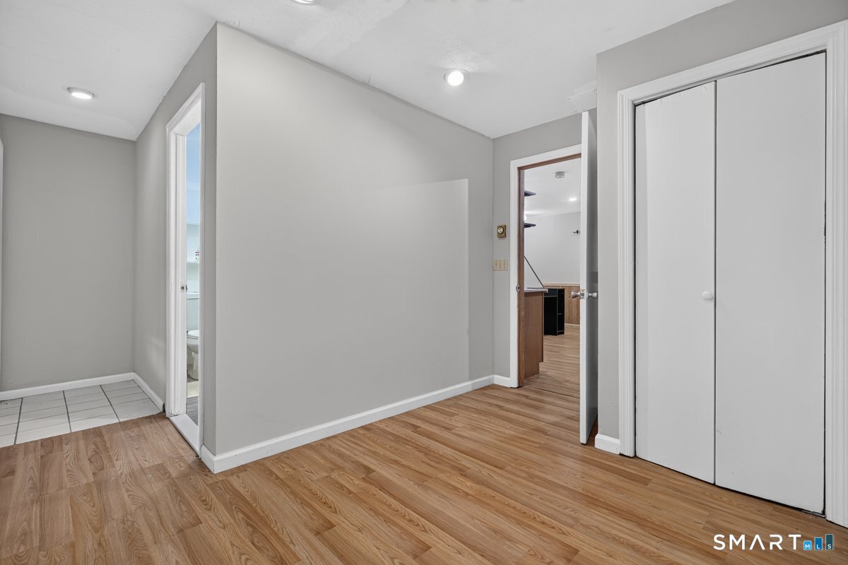 9 Edgewood A Street Property Photo 29