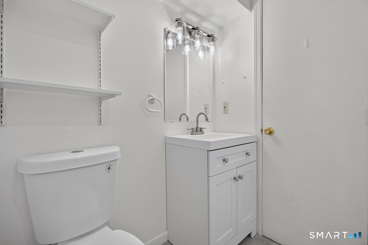 9 Edgewood A Street Property Photo 31