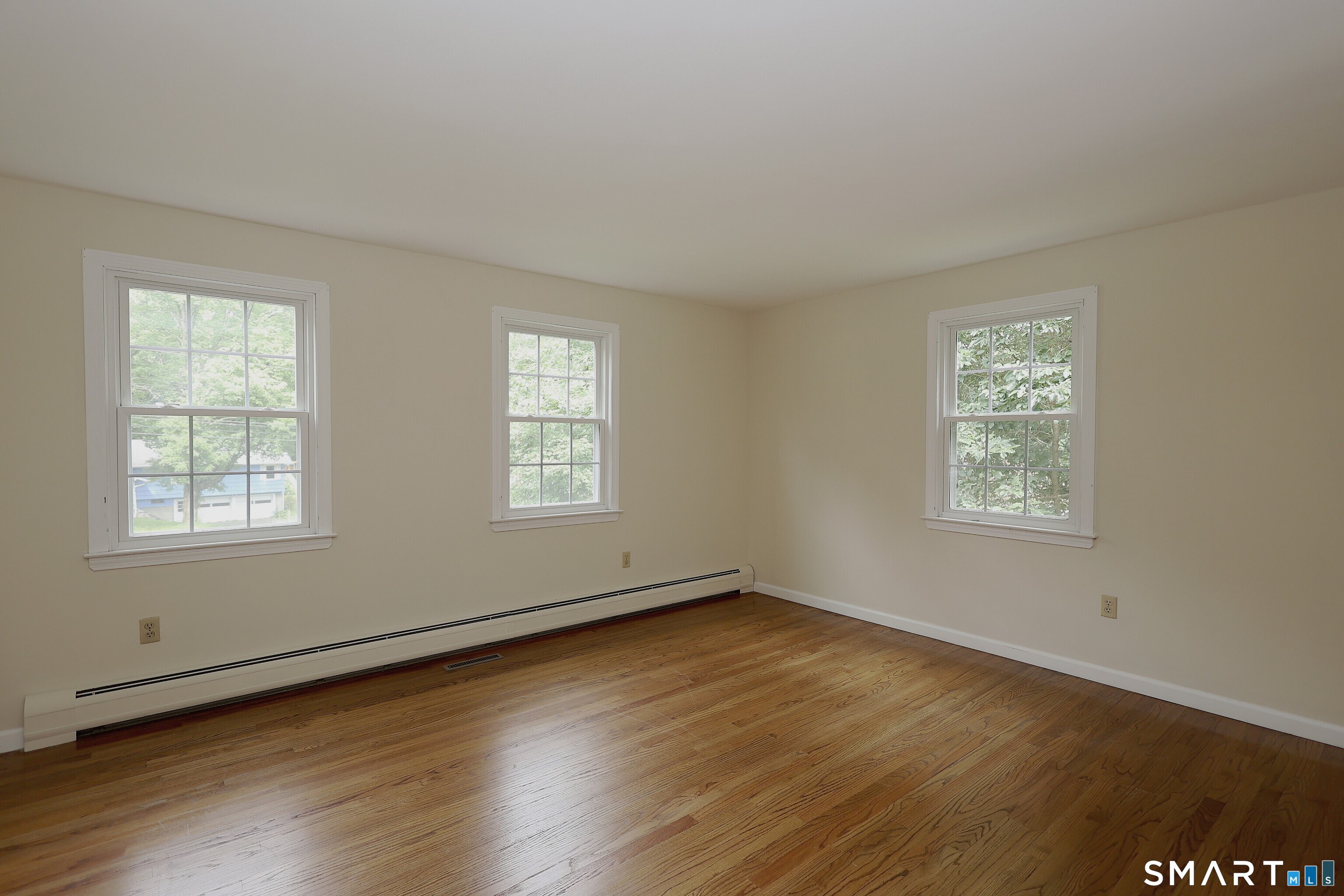 24204863 Property Photo 10