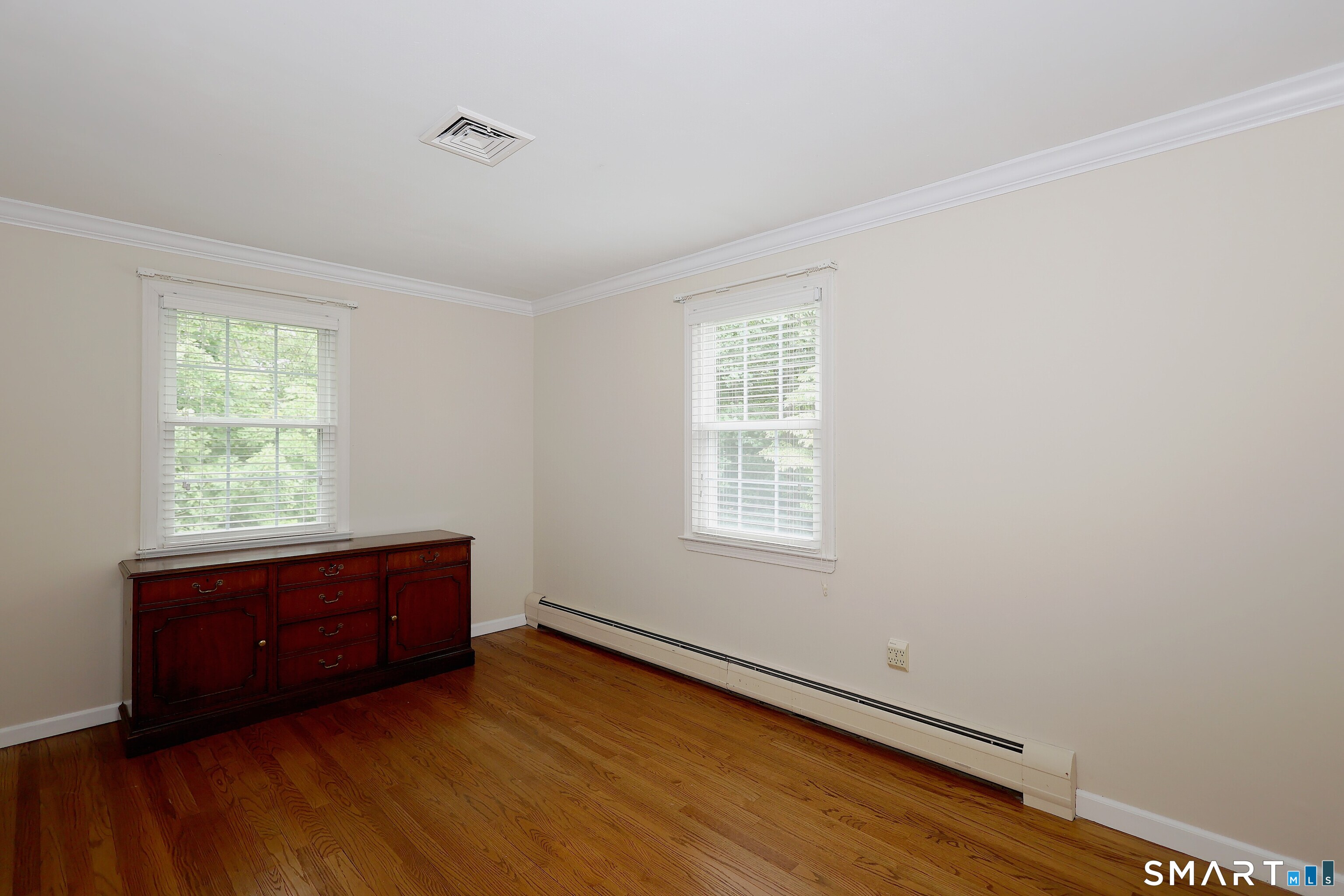 24204863 Property Photo 24