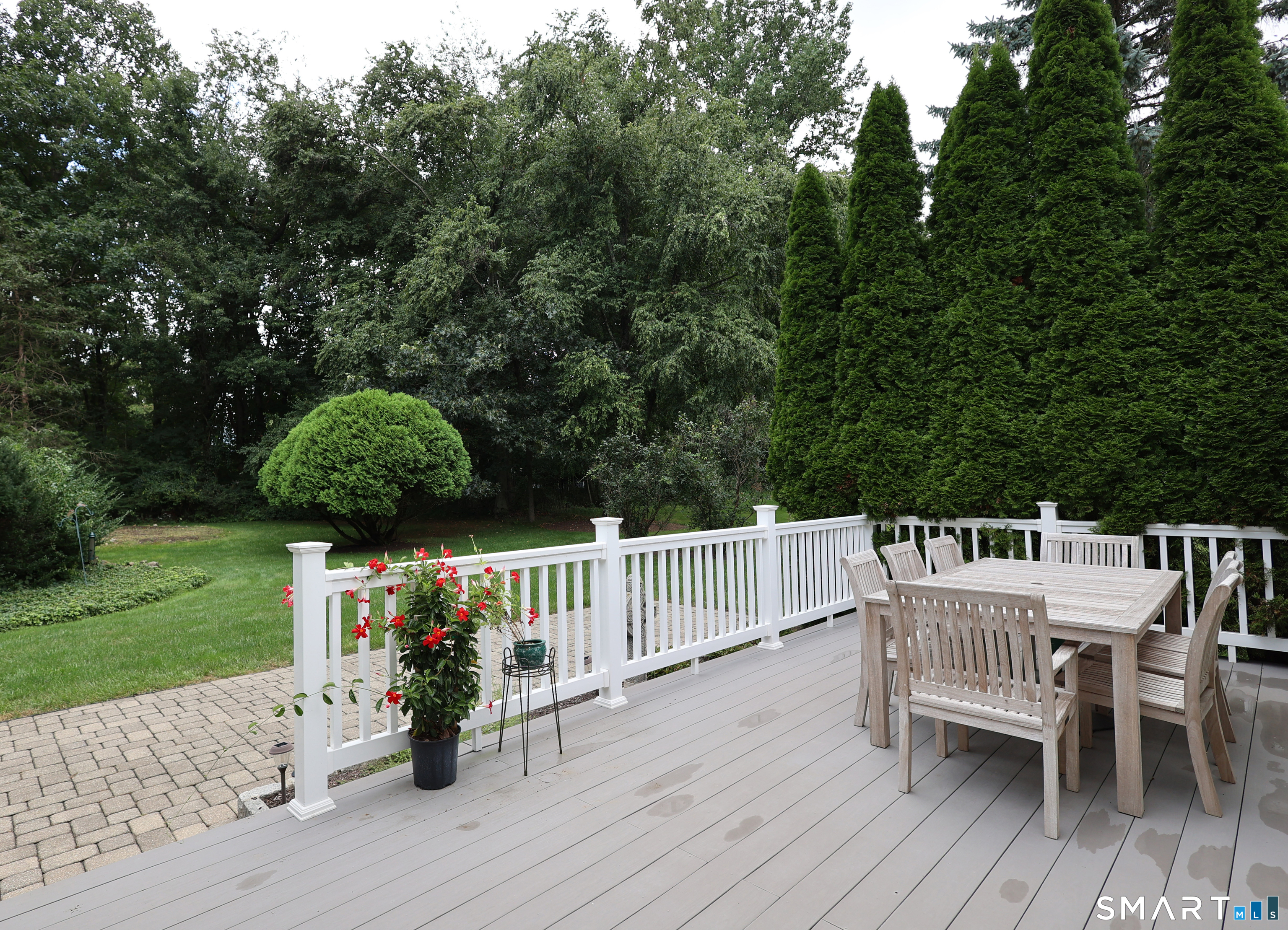 24204863 Property Photo 32