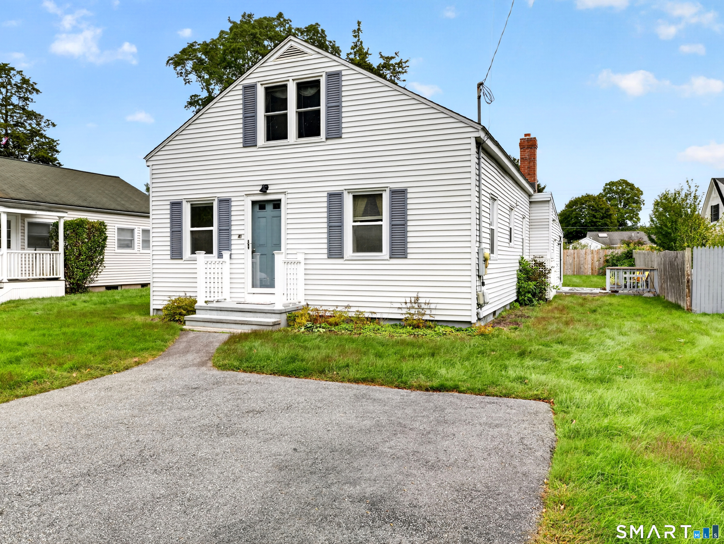 41 Harbor Avenue Property Photo 1