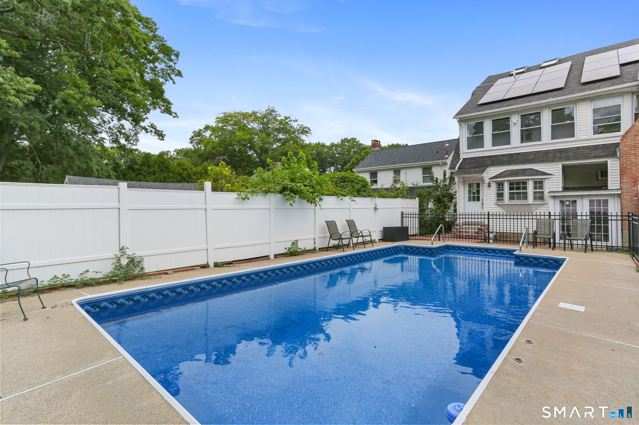 104 Thornton Street Property Photo 38