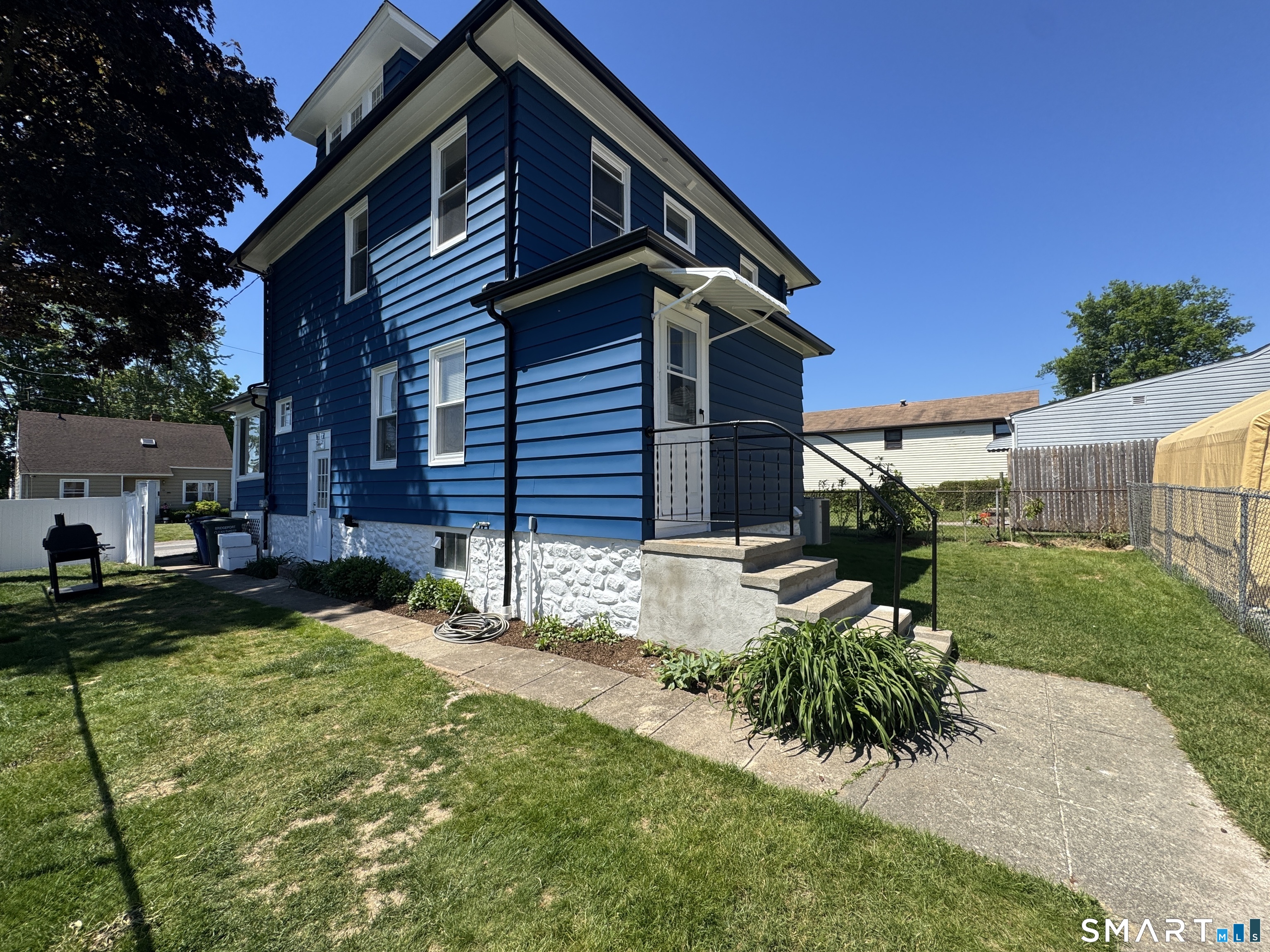 66 Dodd #2 Avenue Property Photo 17