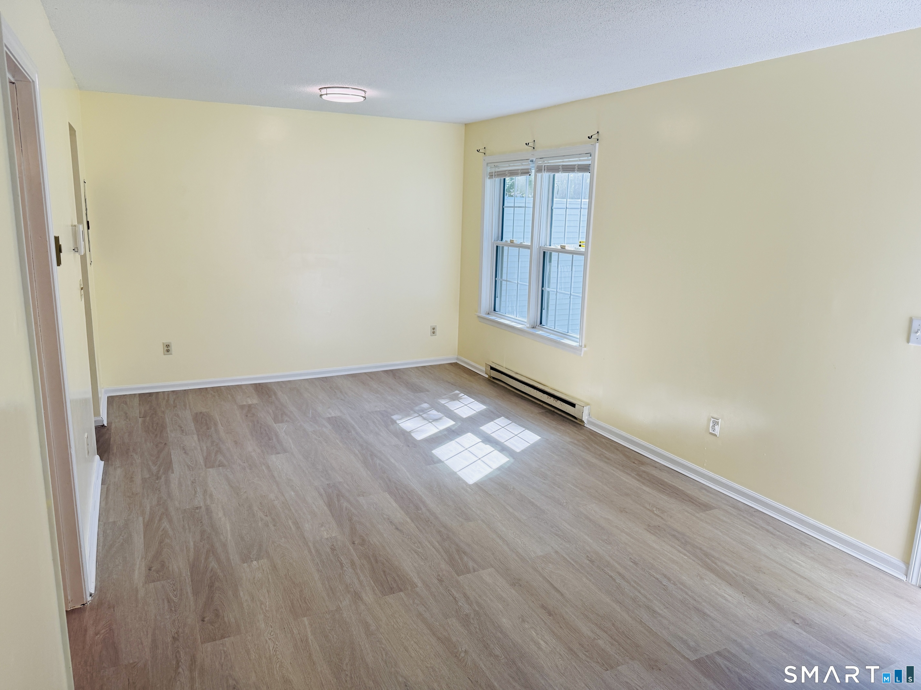 64 Deerwood 2 Lane Property Photo 2