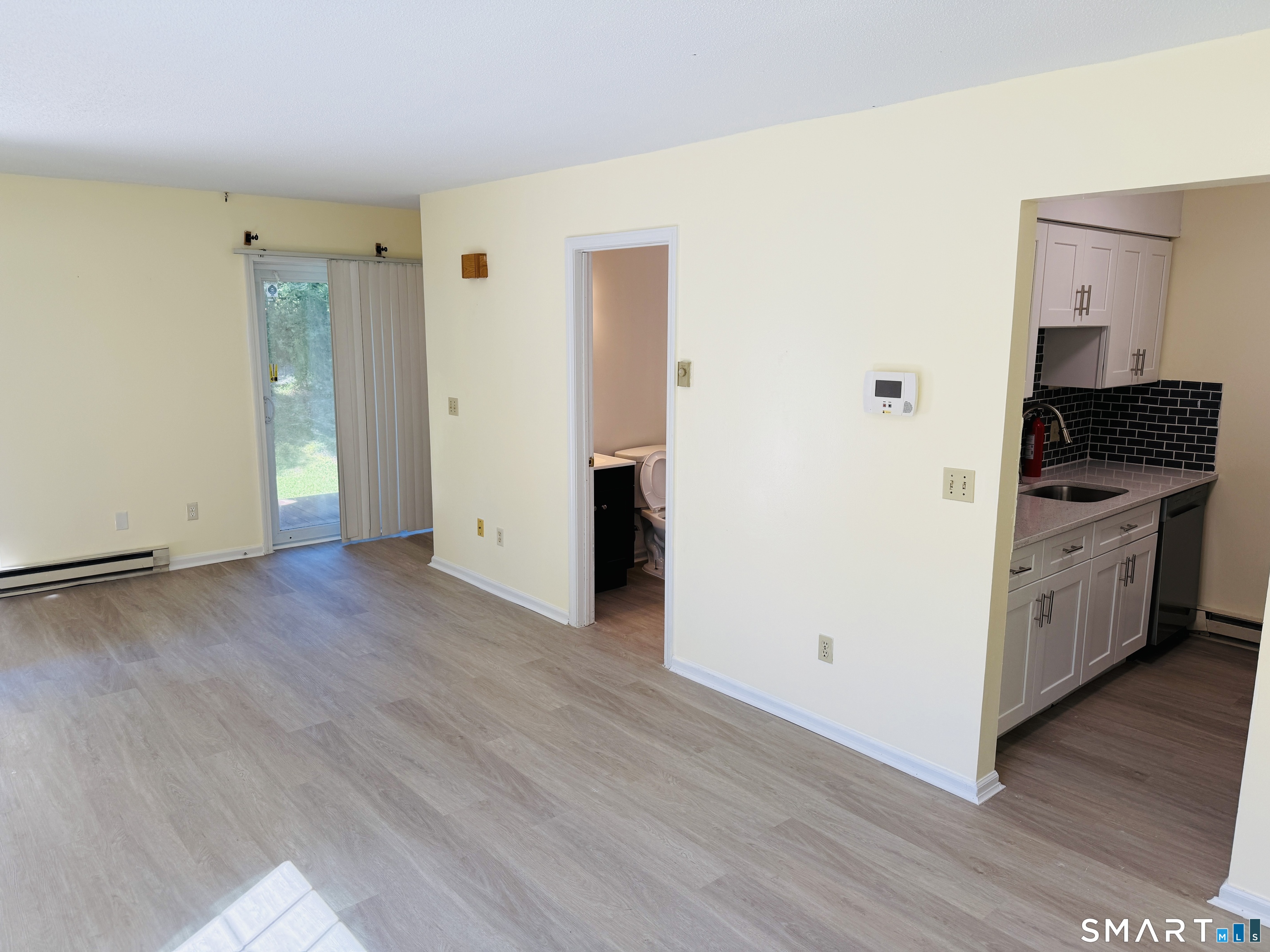 64 Deerwood 2 Lane Property Photo 6