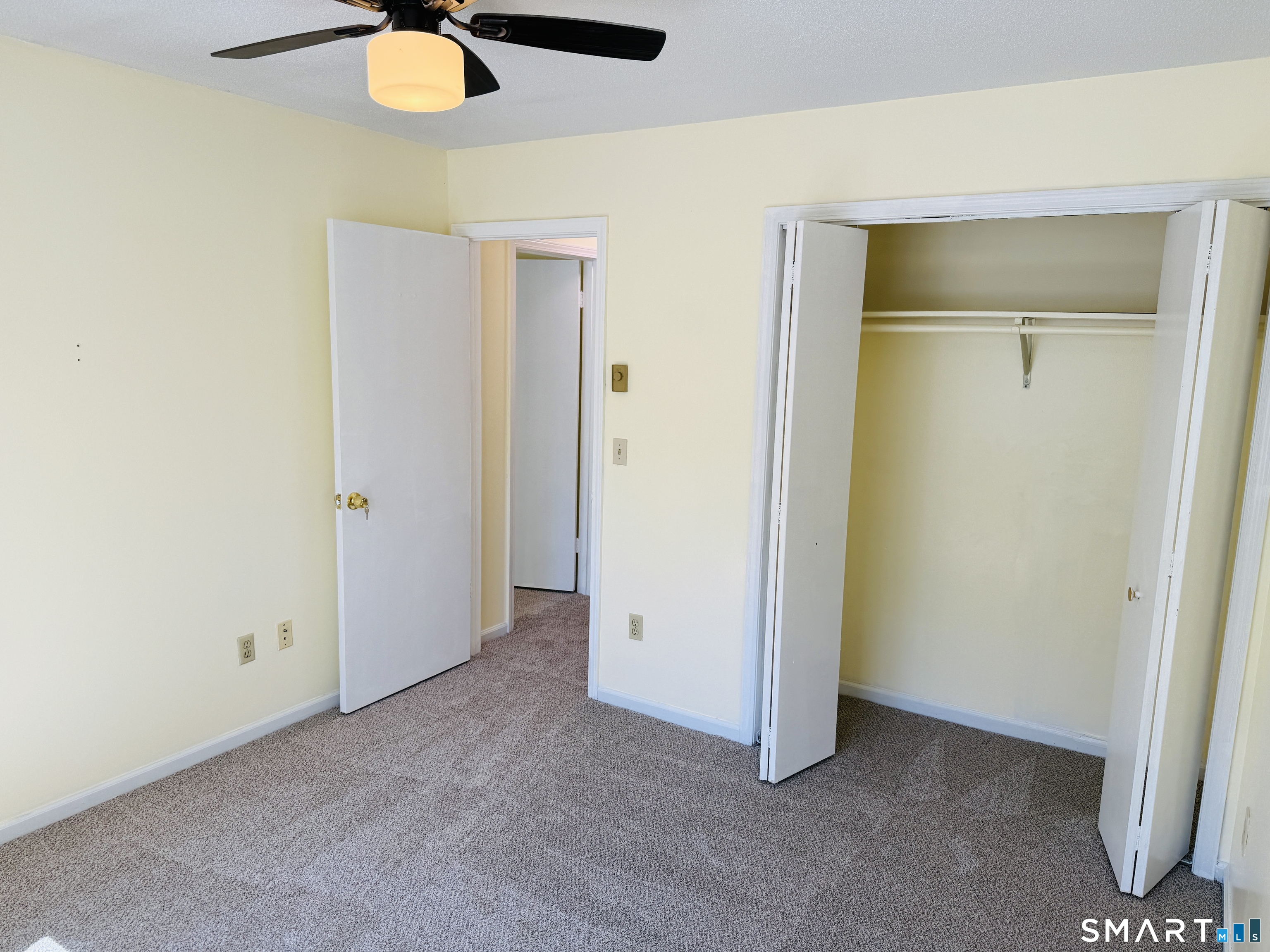64 Deerwood 2 Lane Property Photo 17