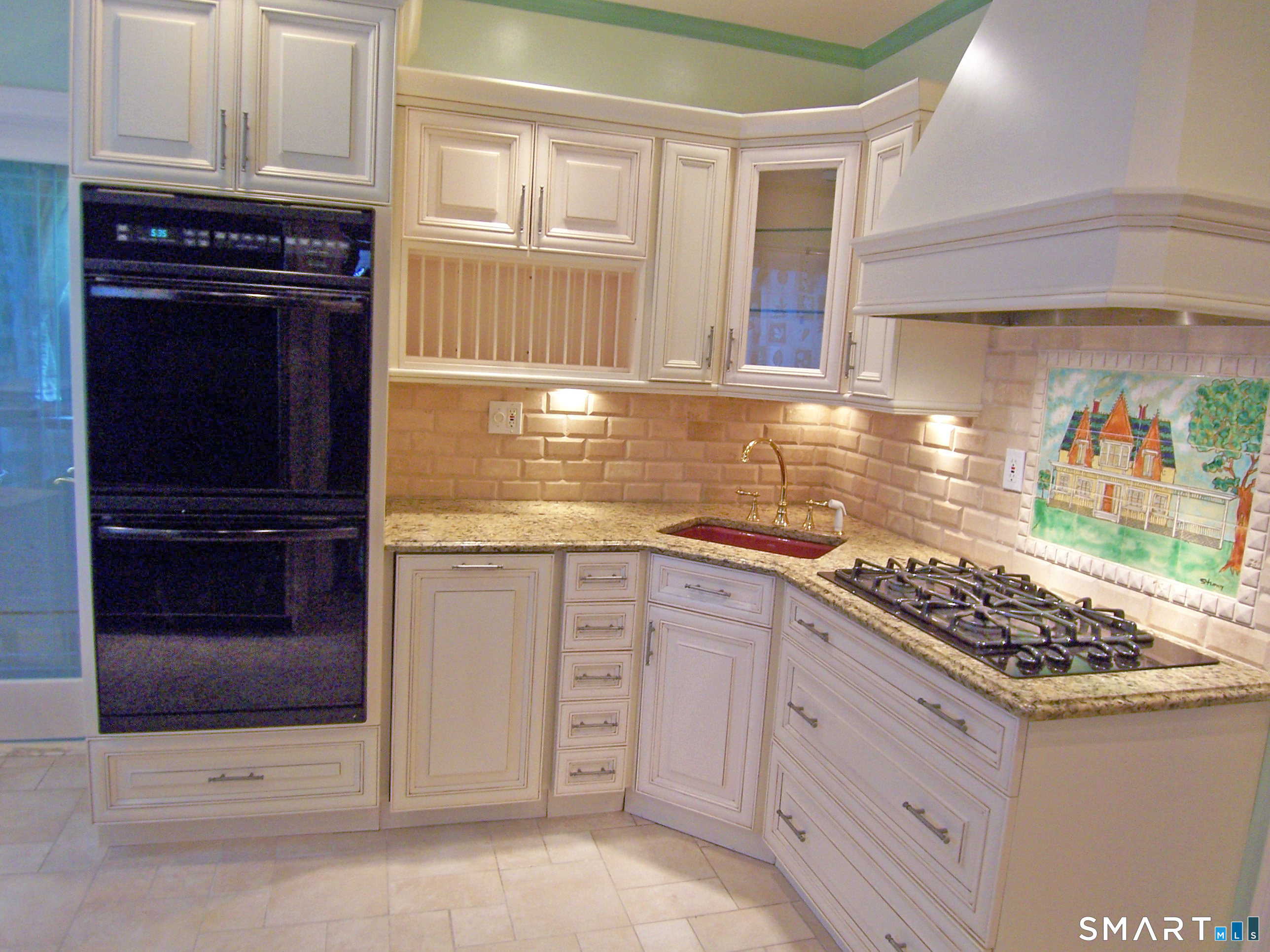 112 Fayerweather Terrace Property Photo 3
