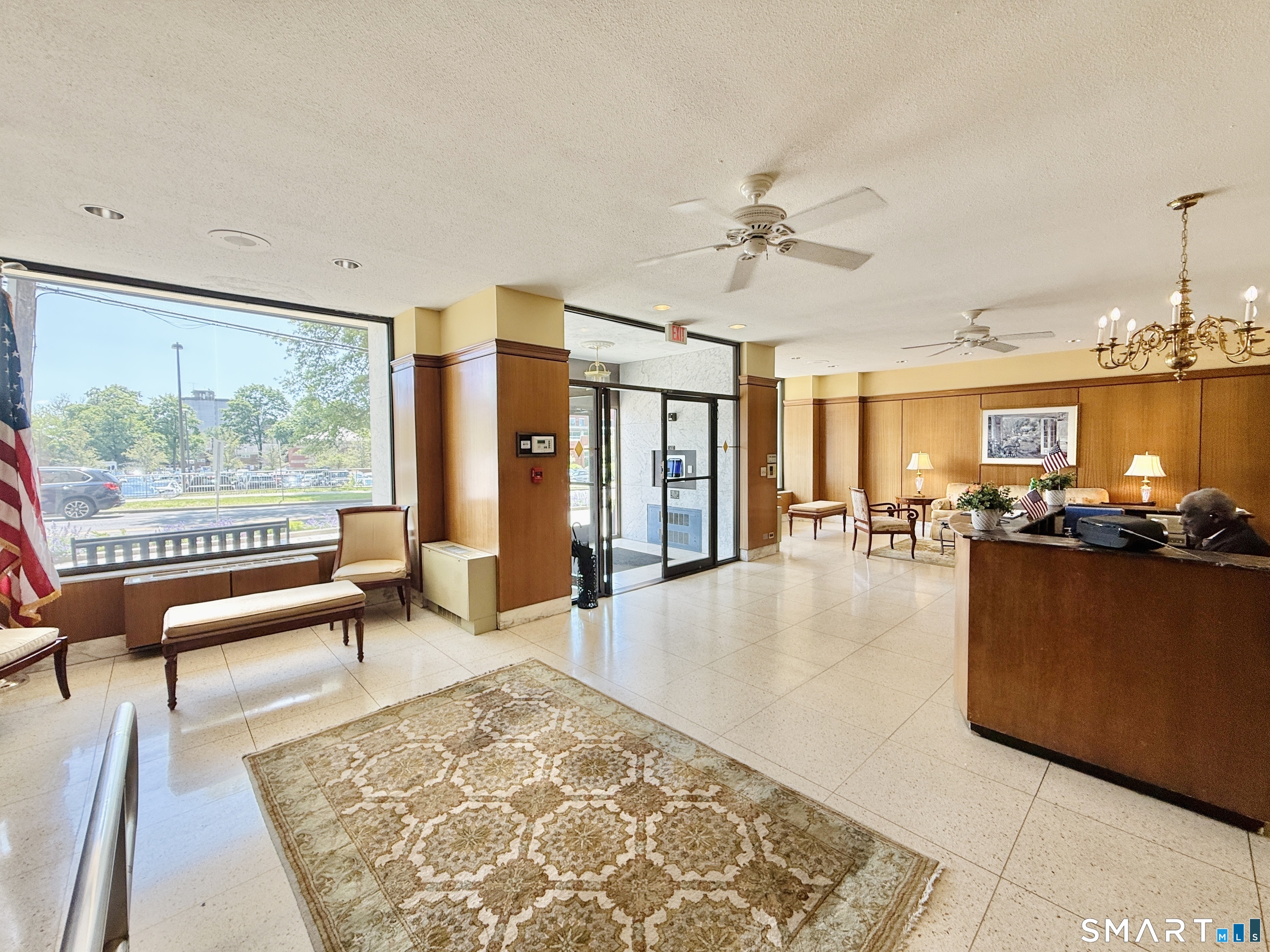 1 Strawberry Hill 1a Court Property Photo 4