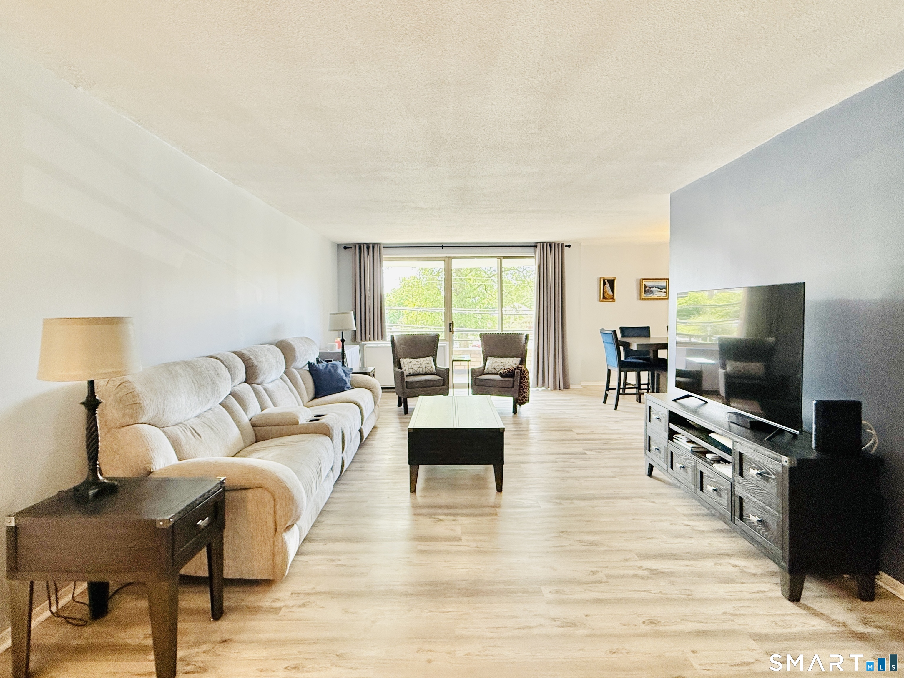 1 Strawberry Hill 1a Court Property Photo 11