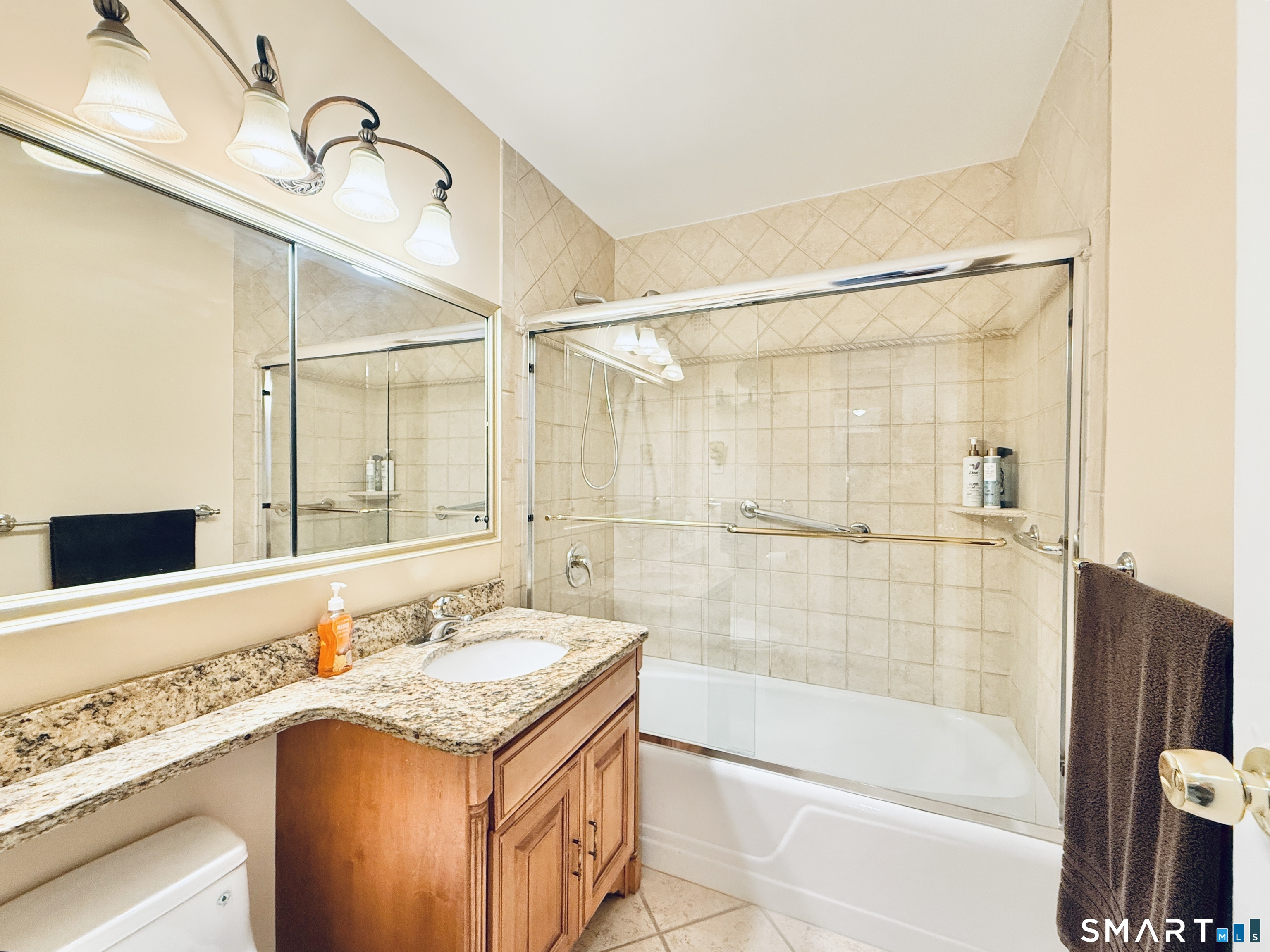 1 Strawberry Hill 1a Court Property Photo 29