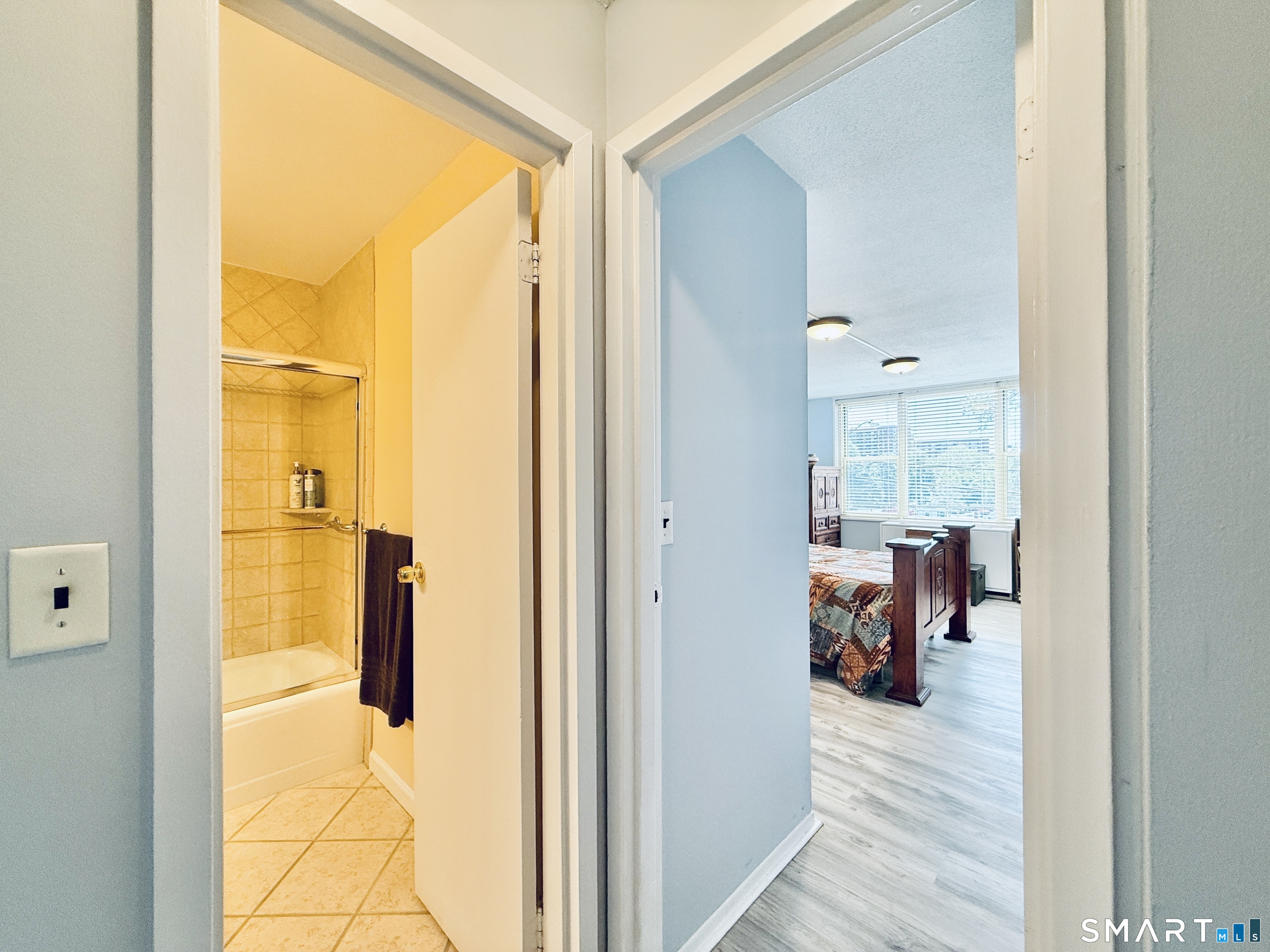 1 Strawberry Hill 1a Court Property Photo 30