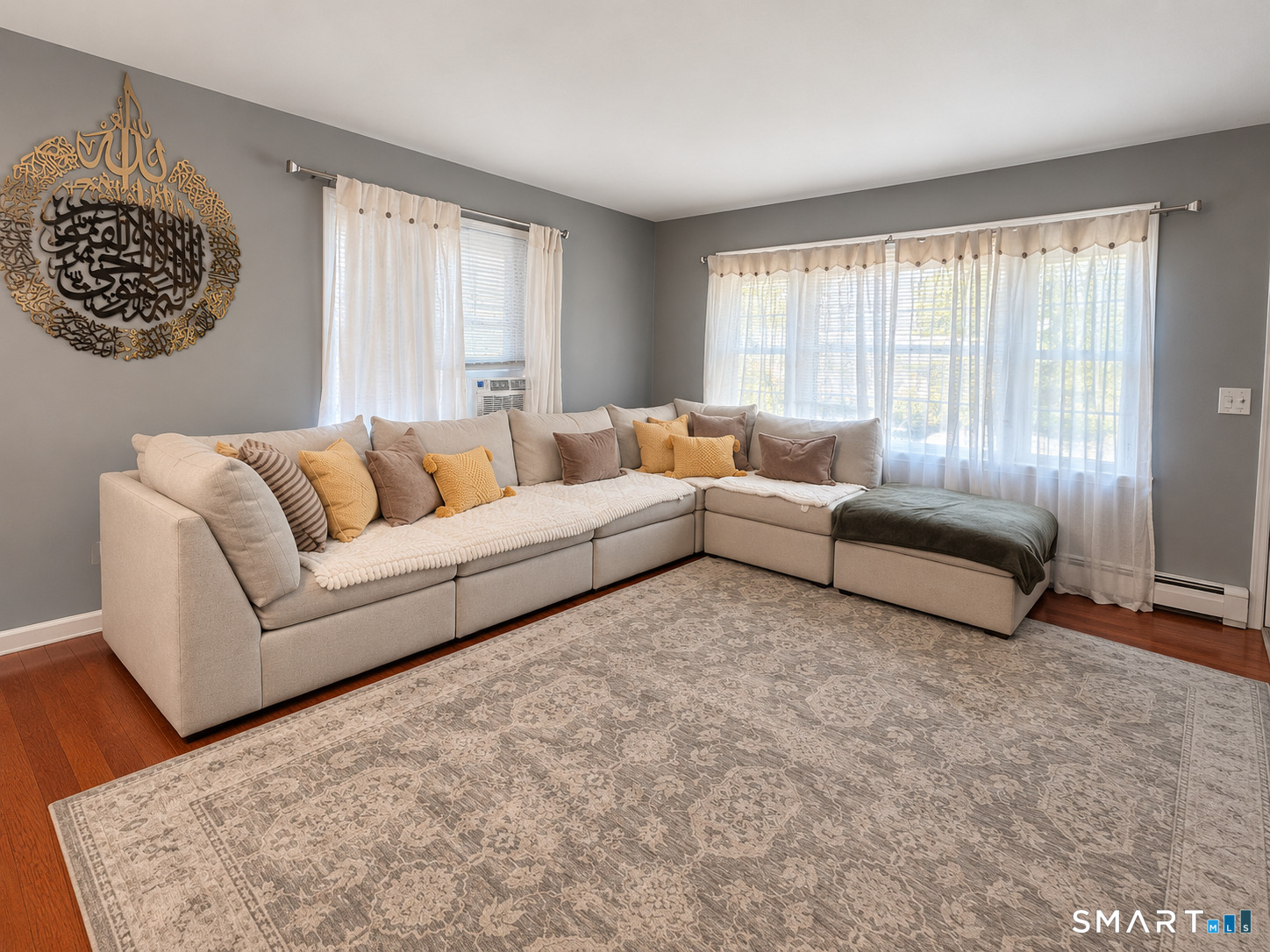 1081 Brooklawn Avenue Property Photo 4