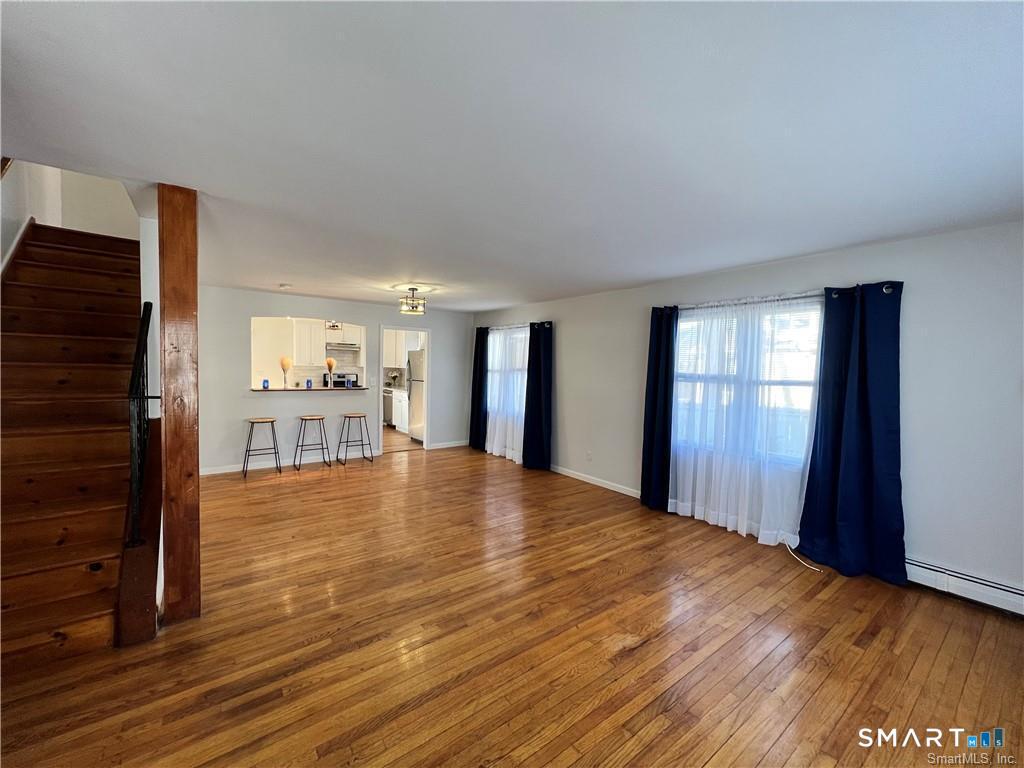 1081 Brooklawn Avenue Property Photo 5
