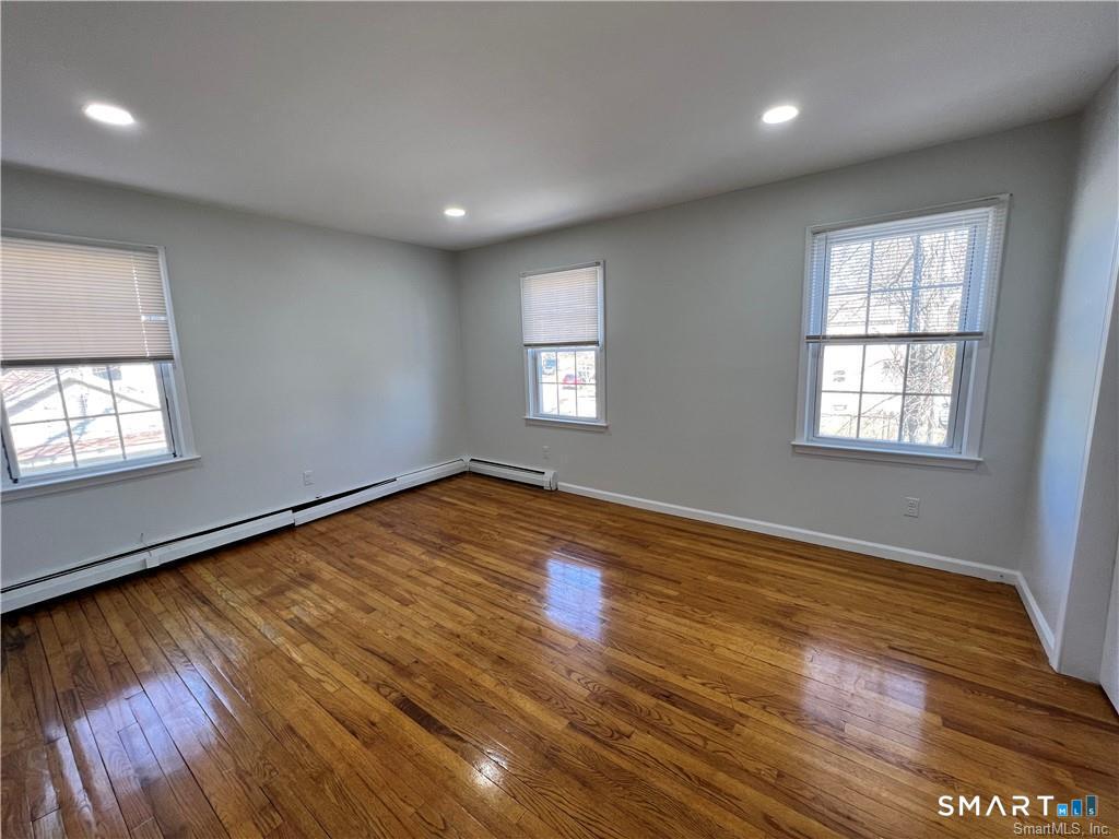 1081 Brooklawn Avenue Property Photo 24