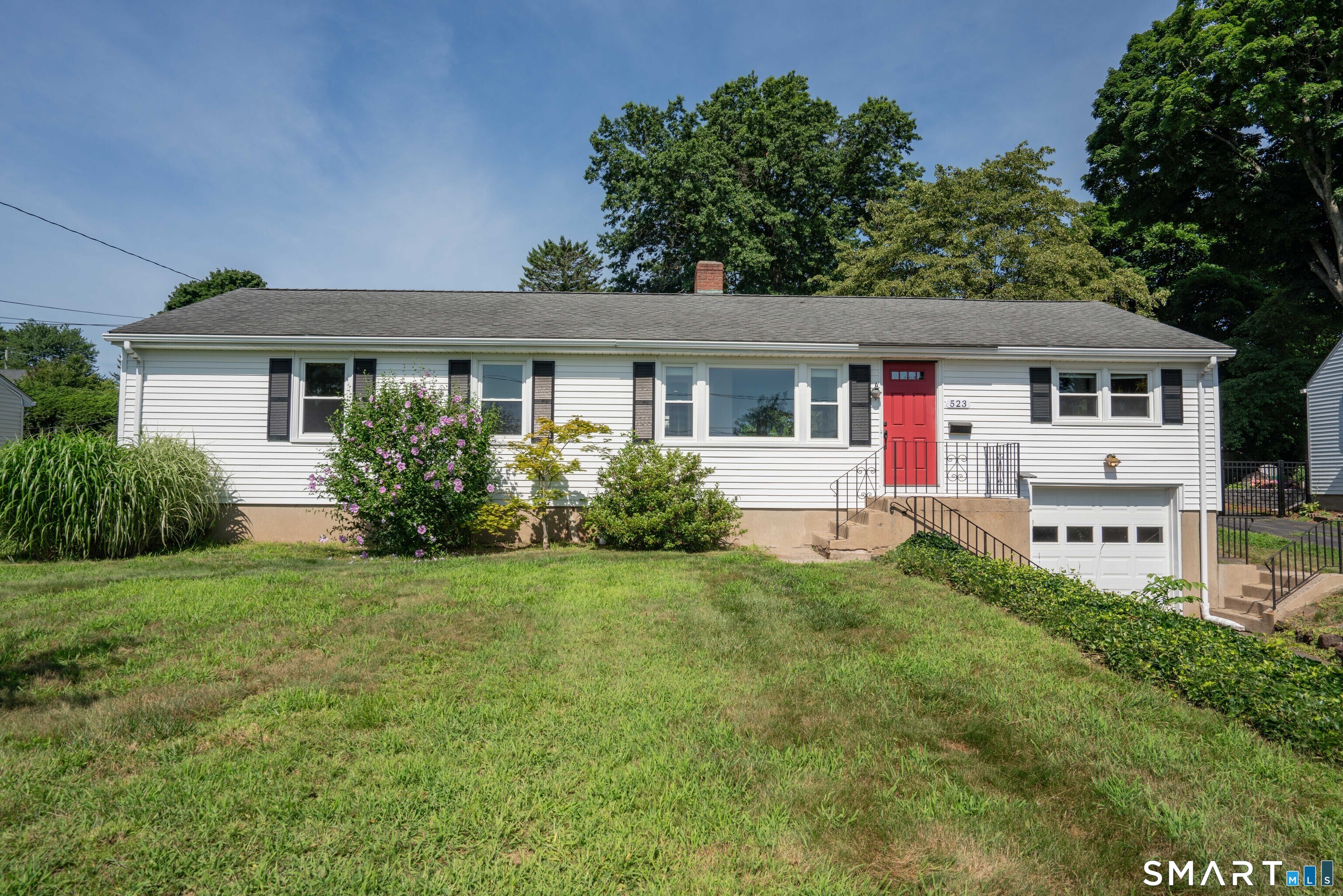 523 Main South Street Property Photo 1