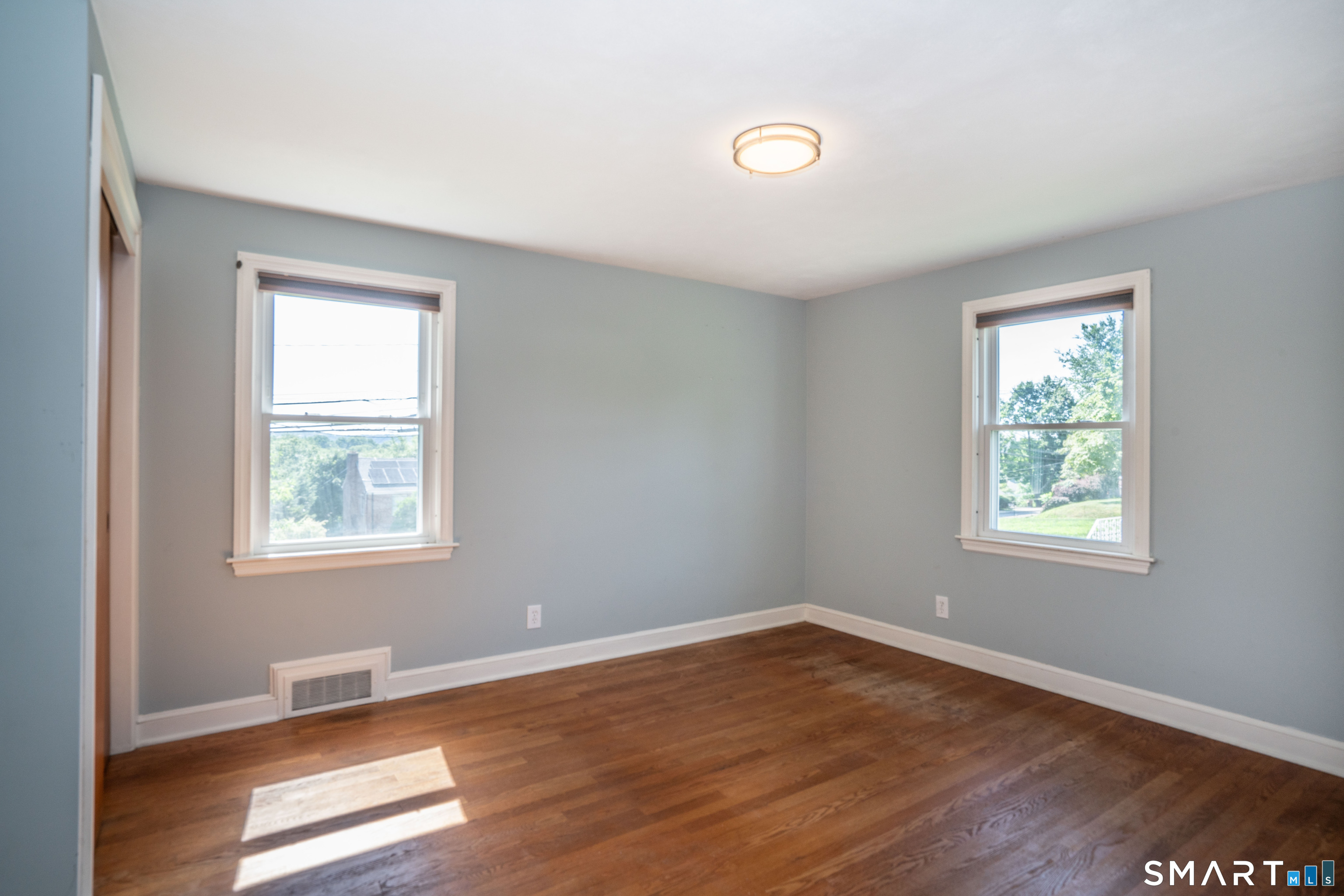 523 Main South Street Property Photo 20