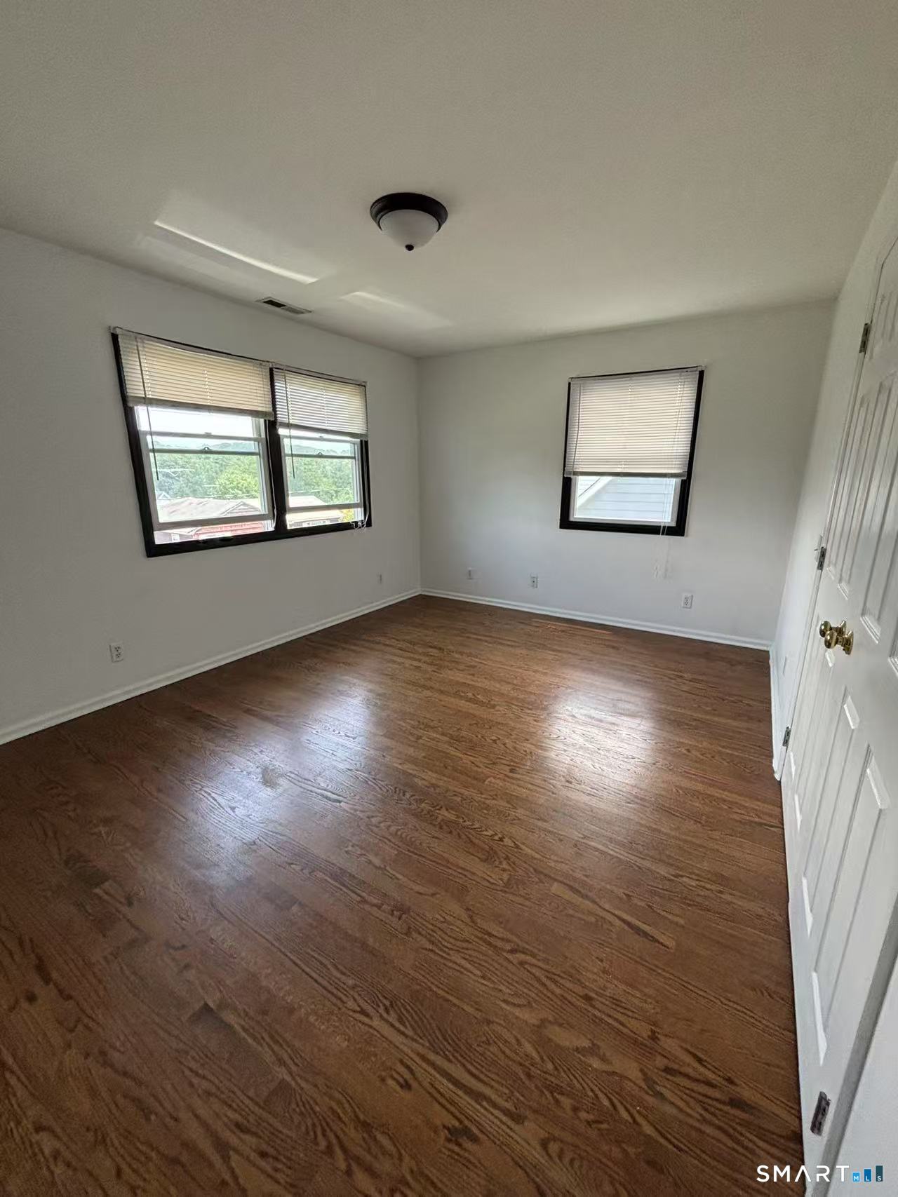 36 Nicholas Avenue Property Photo 1