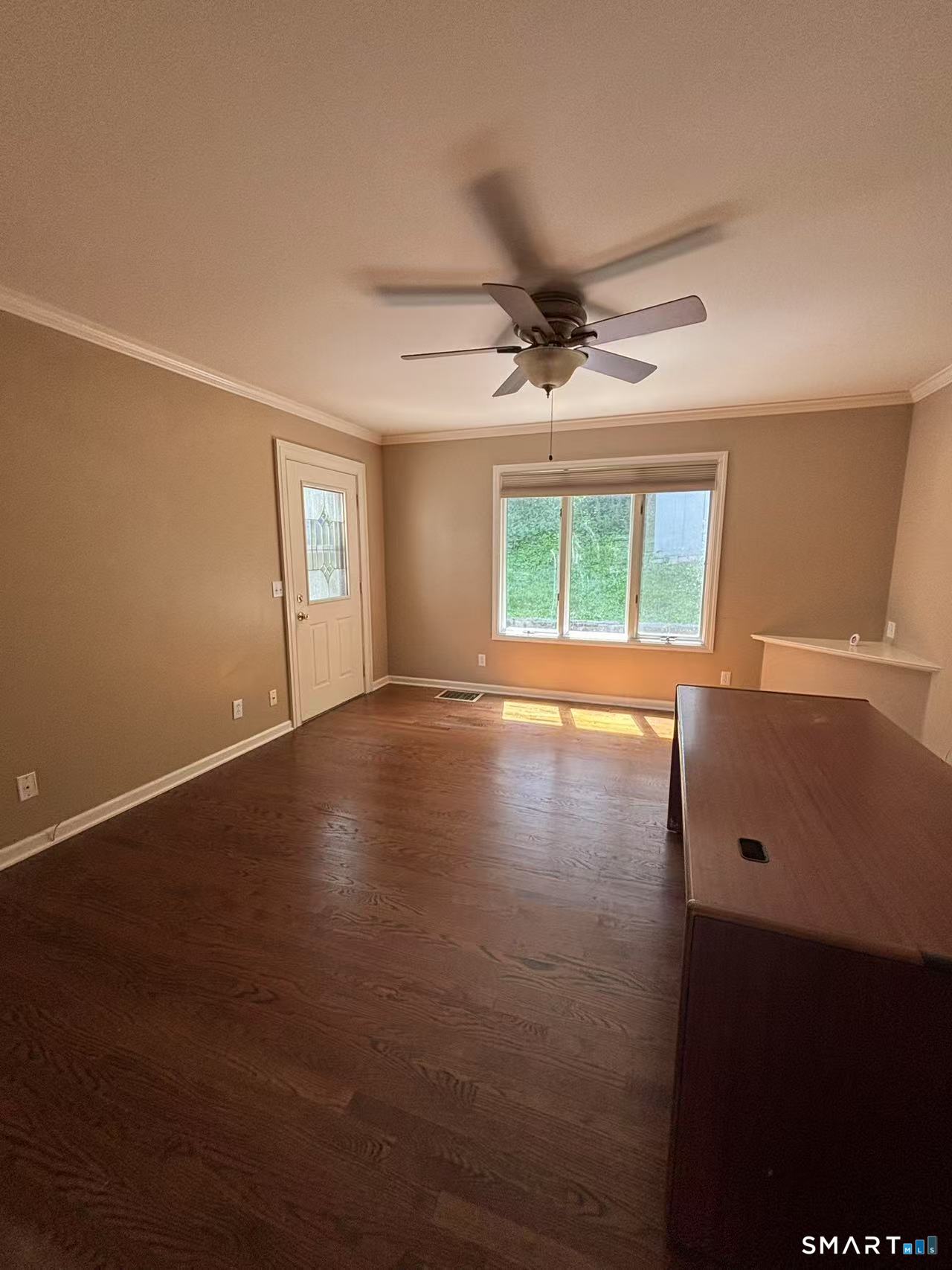 36 Nicholas Avenue Property Photo 8