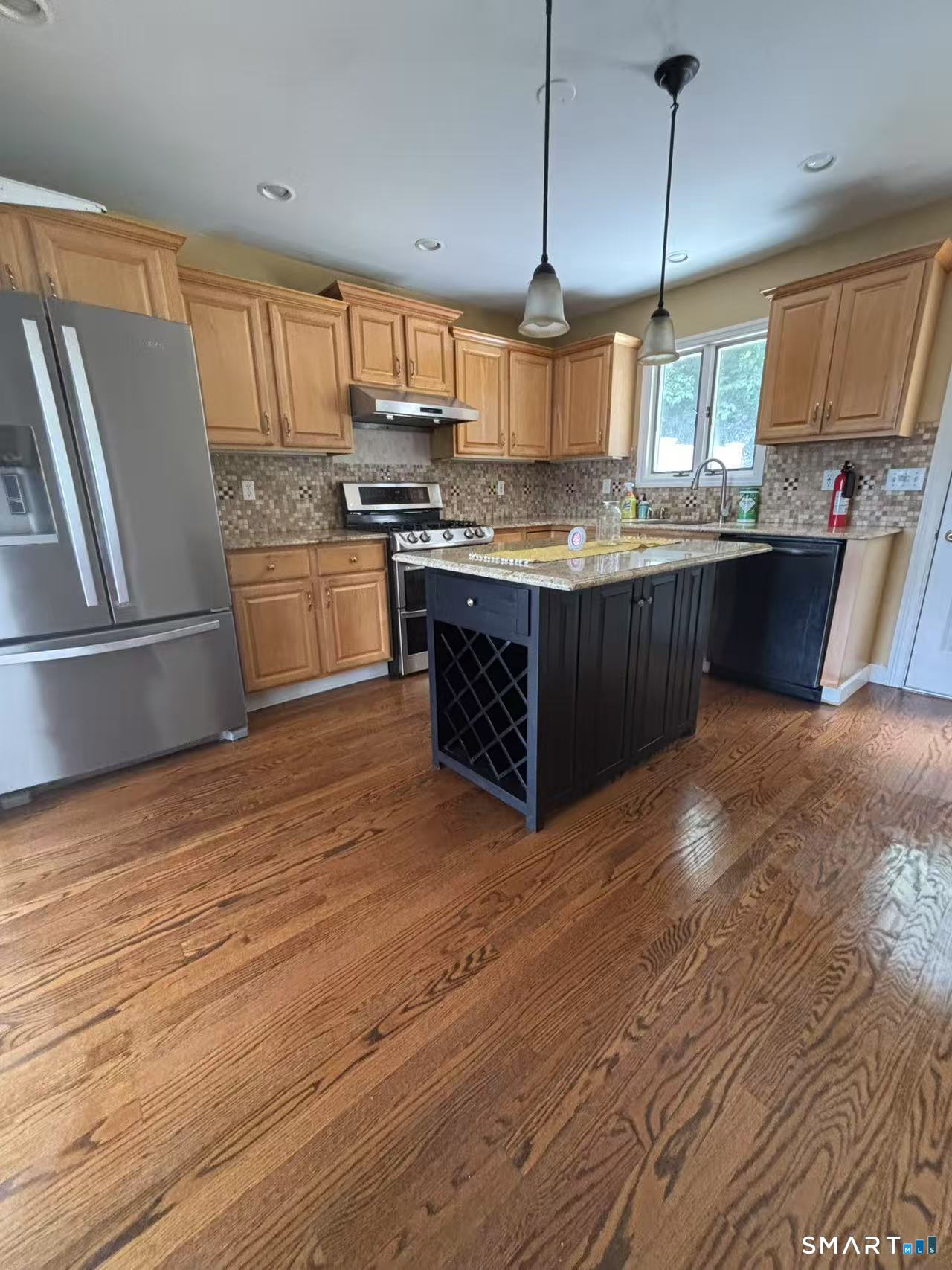 36 Nicholas Avenue Property Photo 11