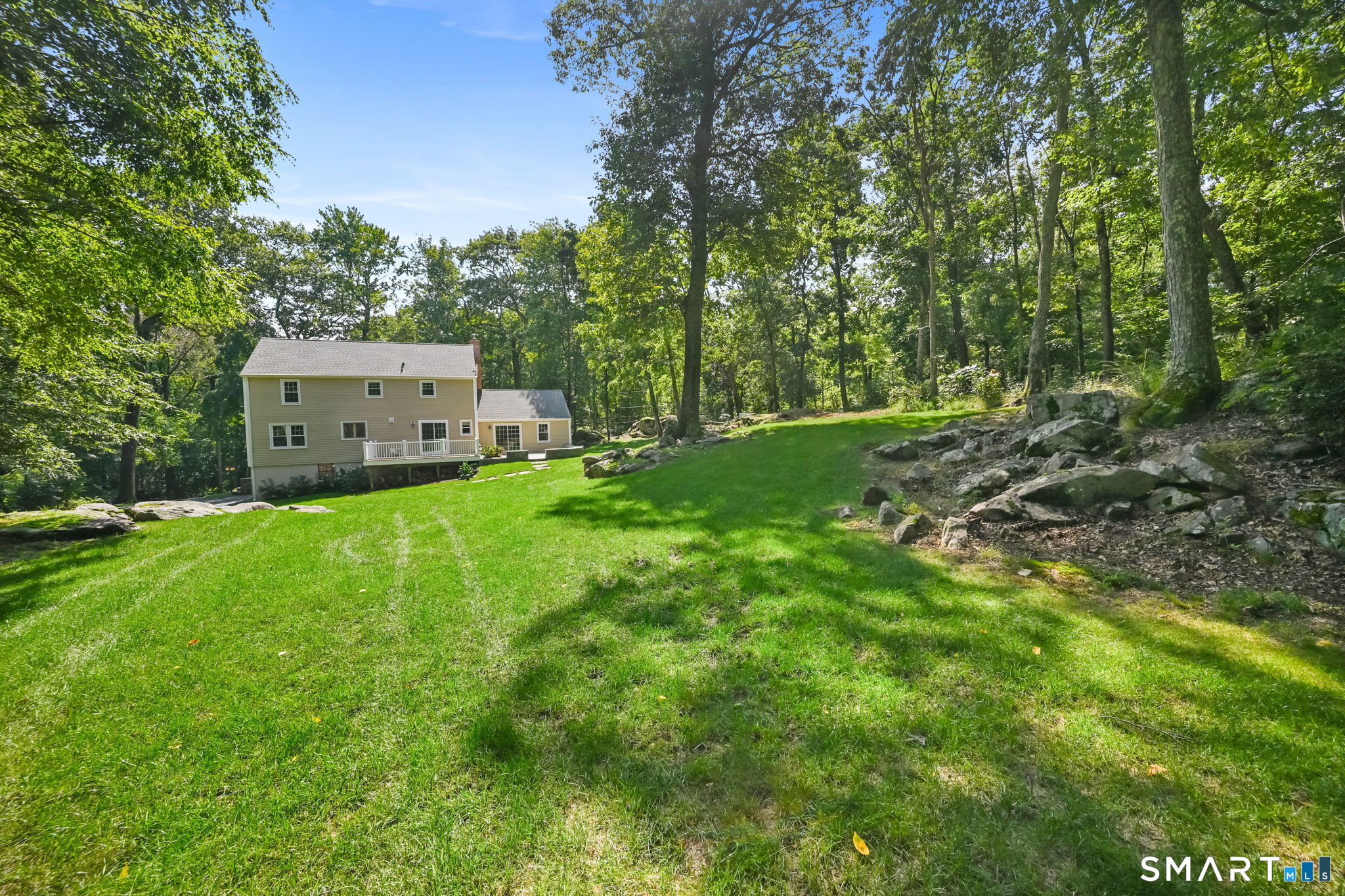 75 Ledgewood Drive Property Photo 23