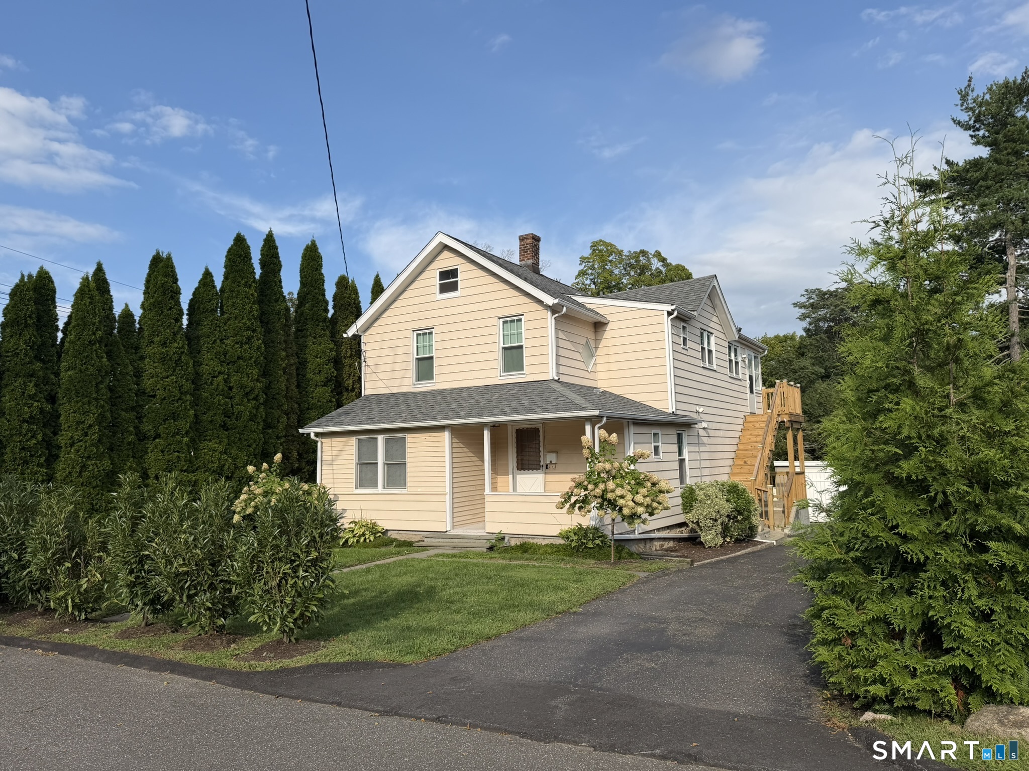 16 Raymond Street Property Photo 1