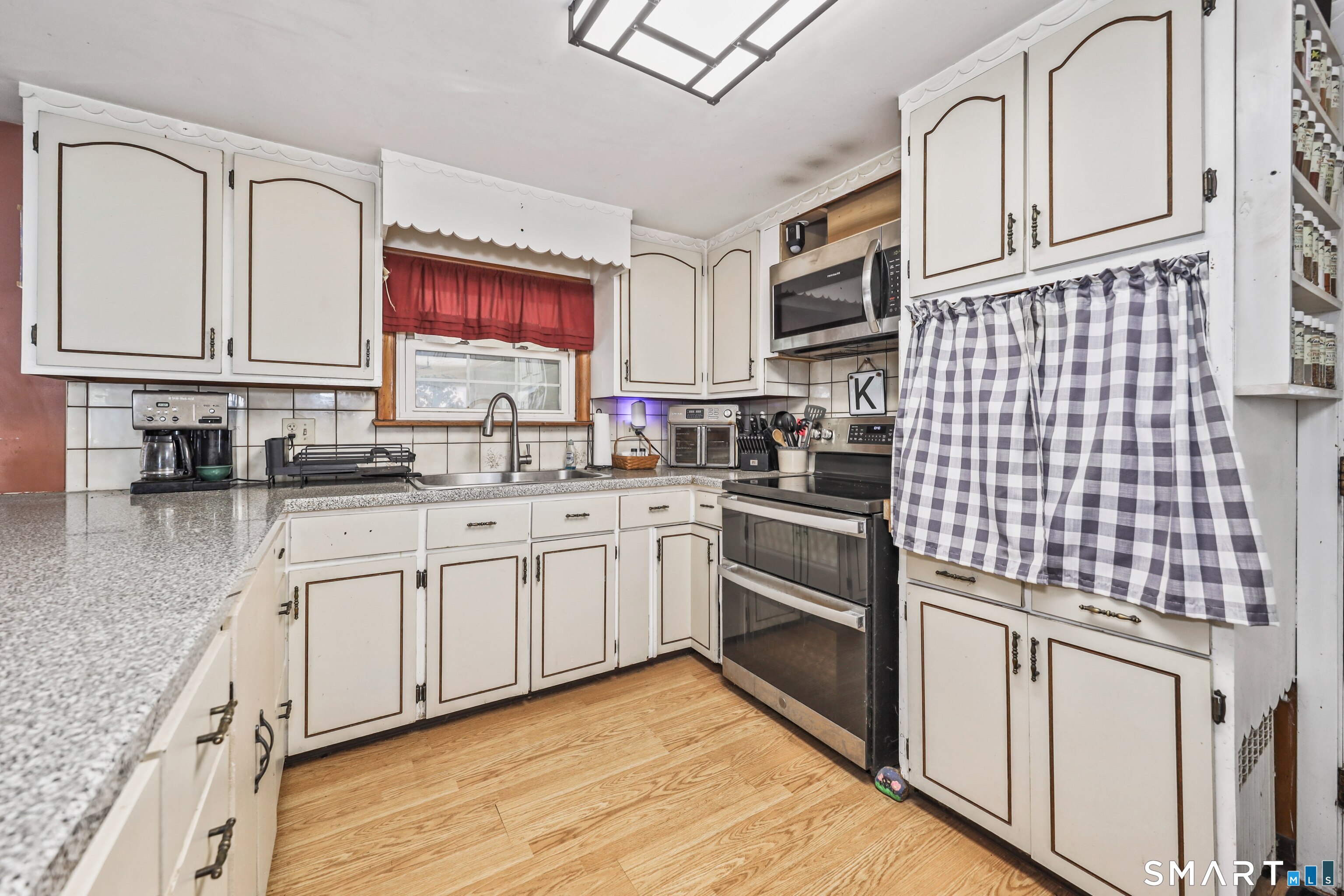 2 Lynn Avenue Property Photo 19