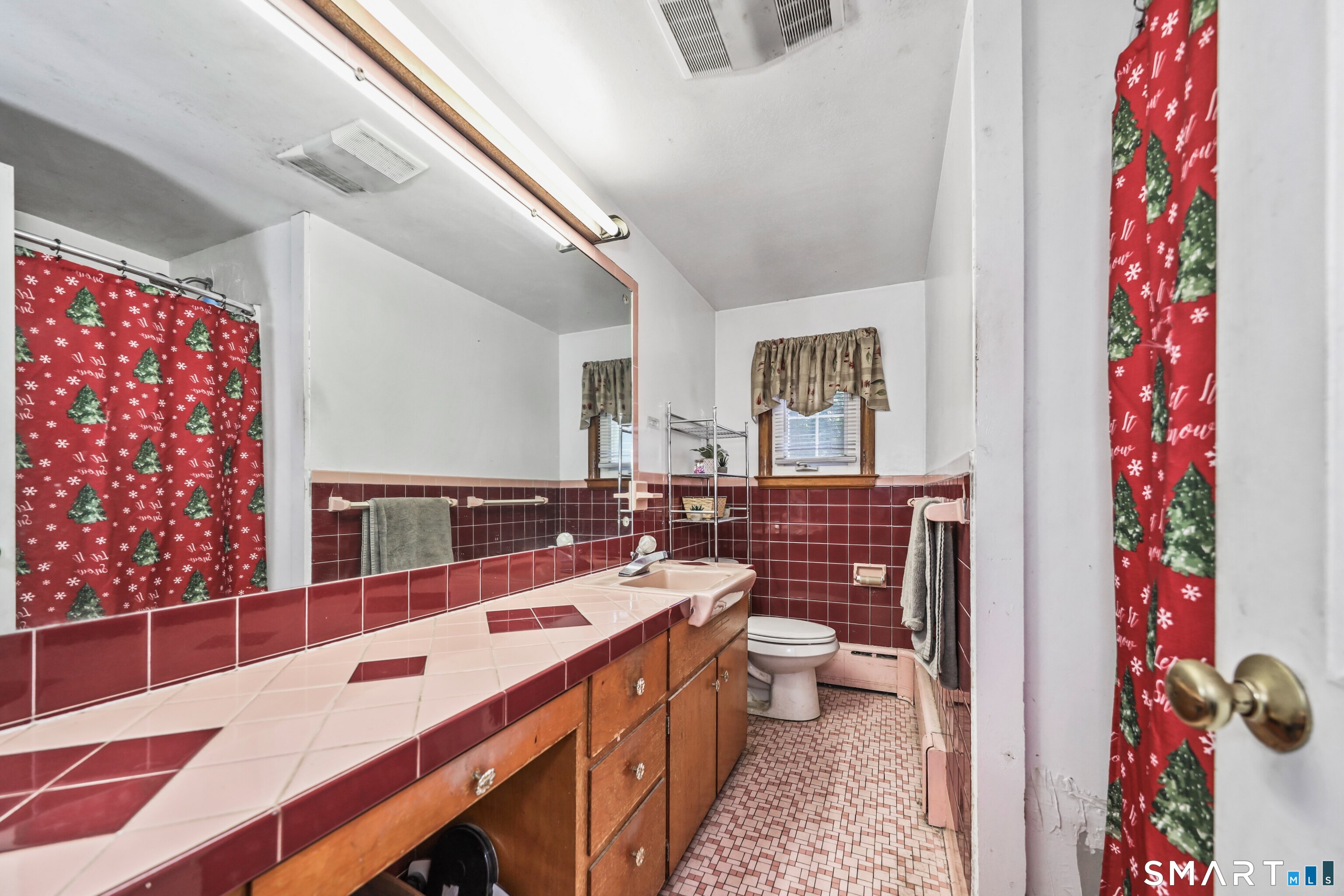 2 Lynn Avenue Property Photo 23