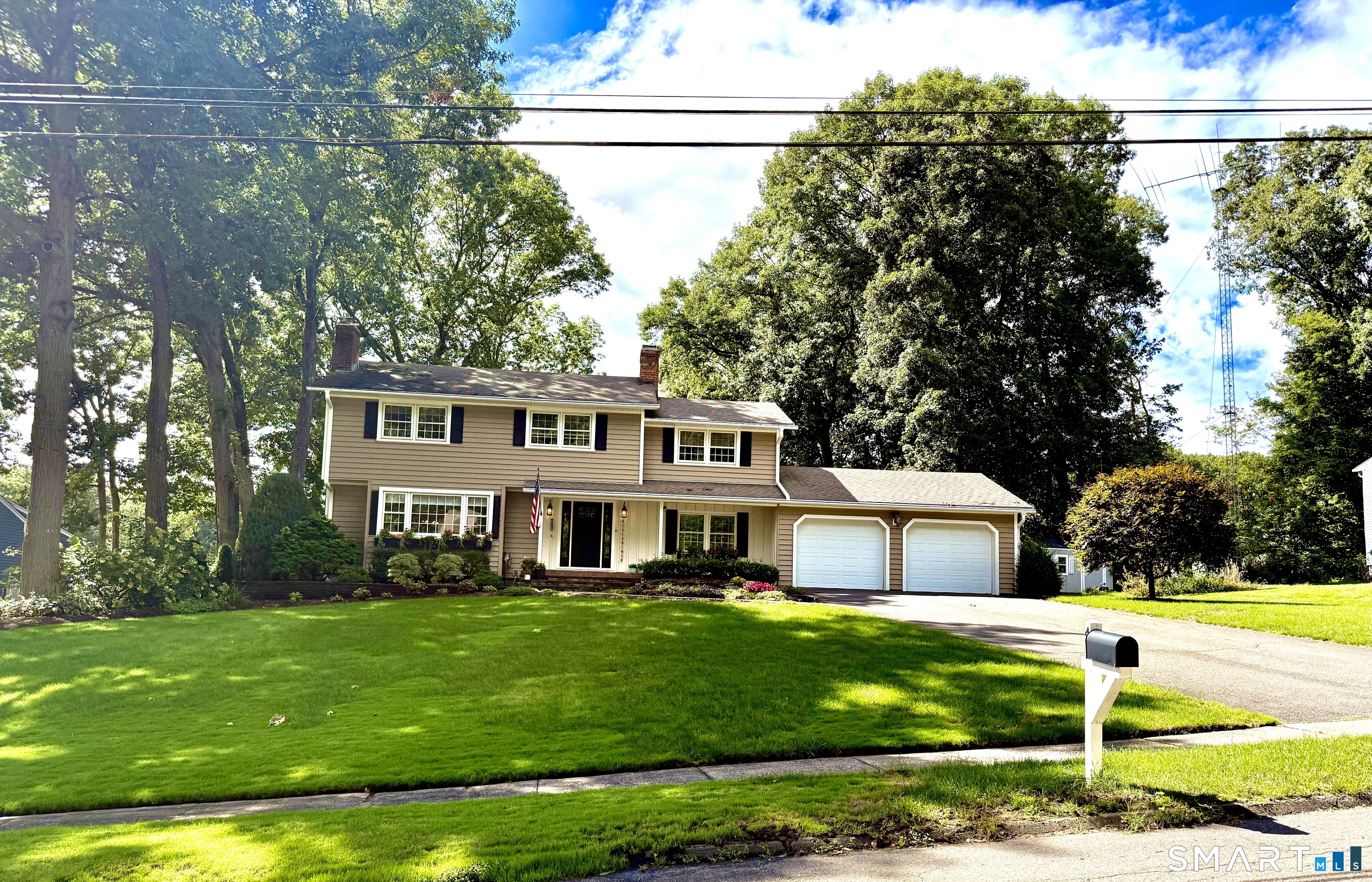 4 Autumn Lane Property Photo 2