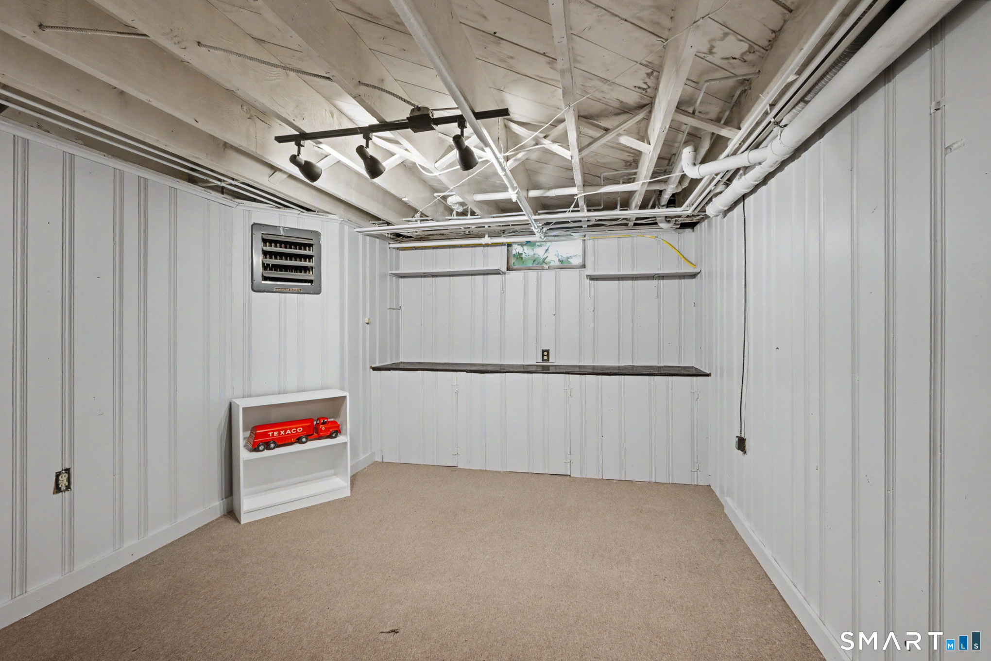 72 Centerwood Road Property Photo 24