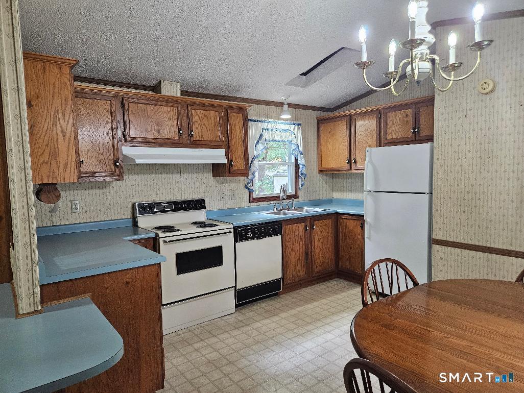 29 James Drive Property Photo 6