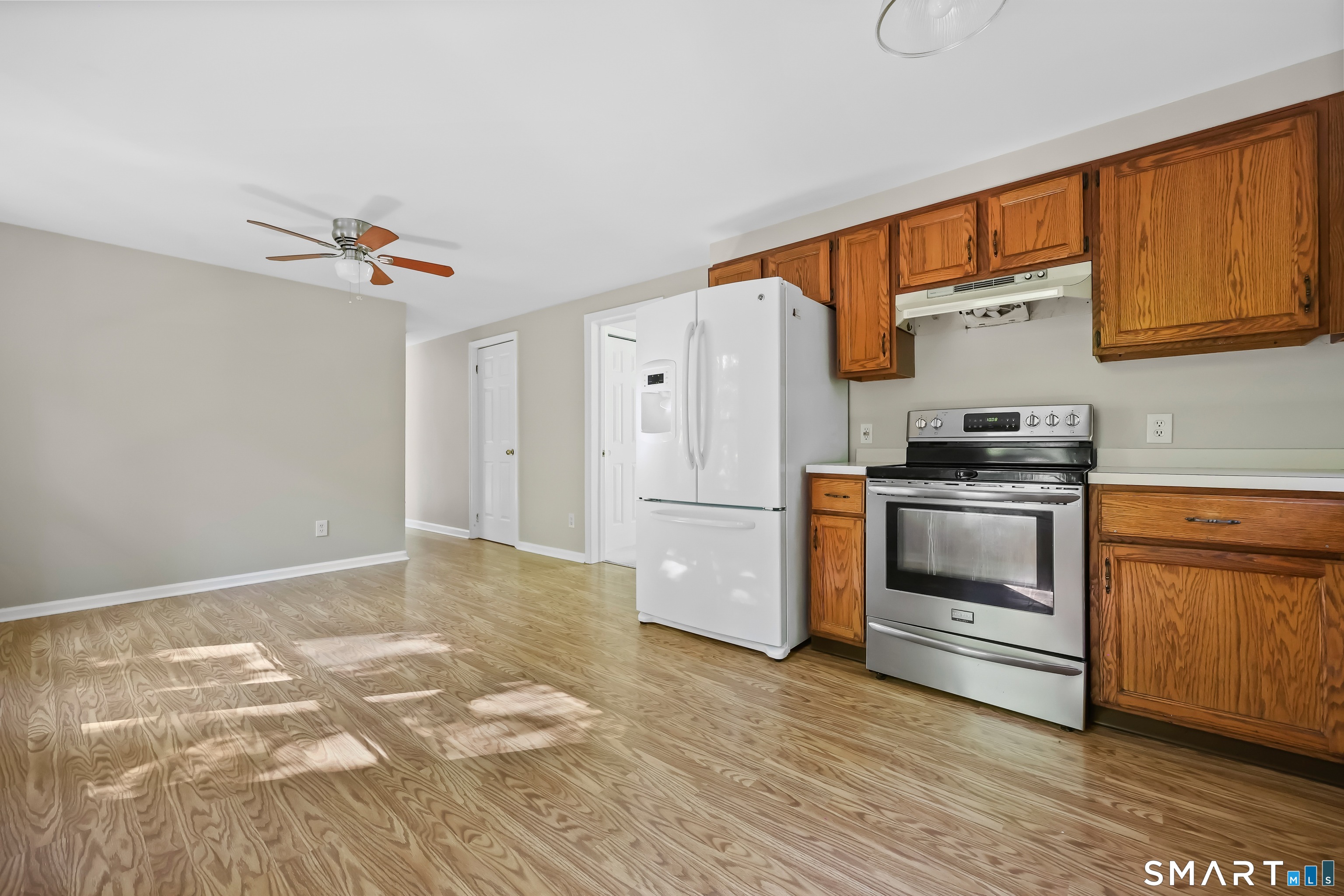 61 Rolling Green Road Property Photo 10