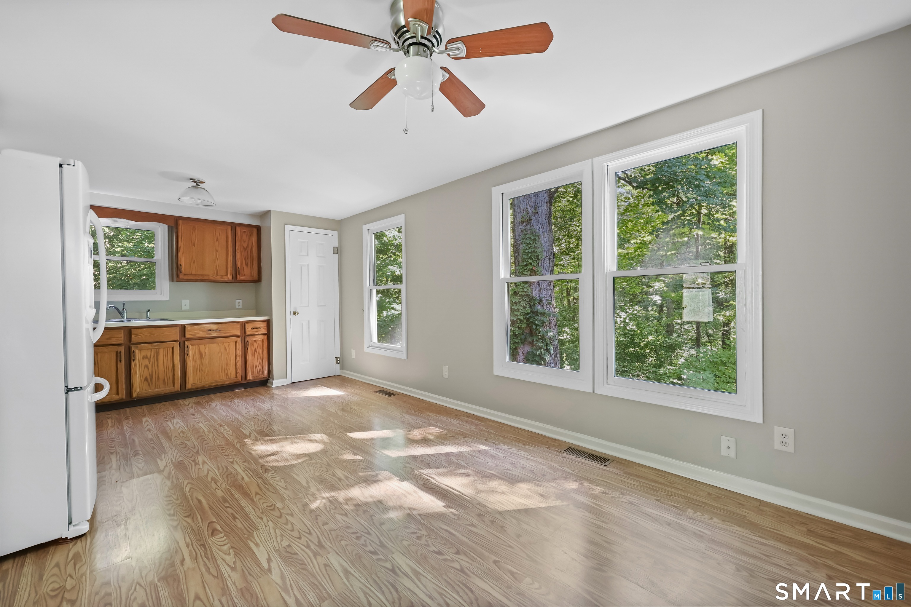 61 Rolling Green Road Property Photo 12