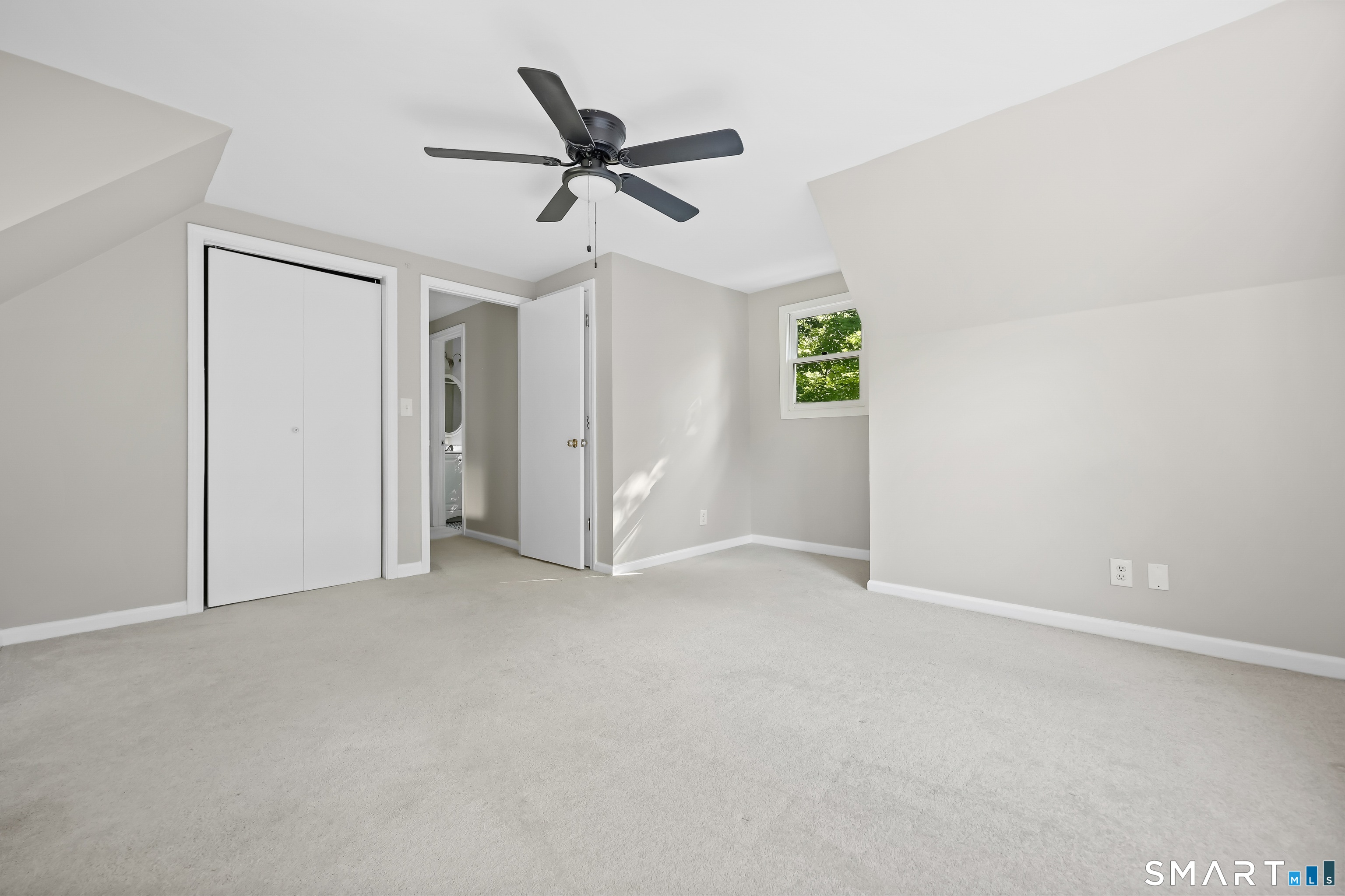 61 Rolling Green Road Property Photo 22